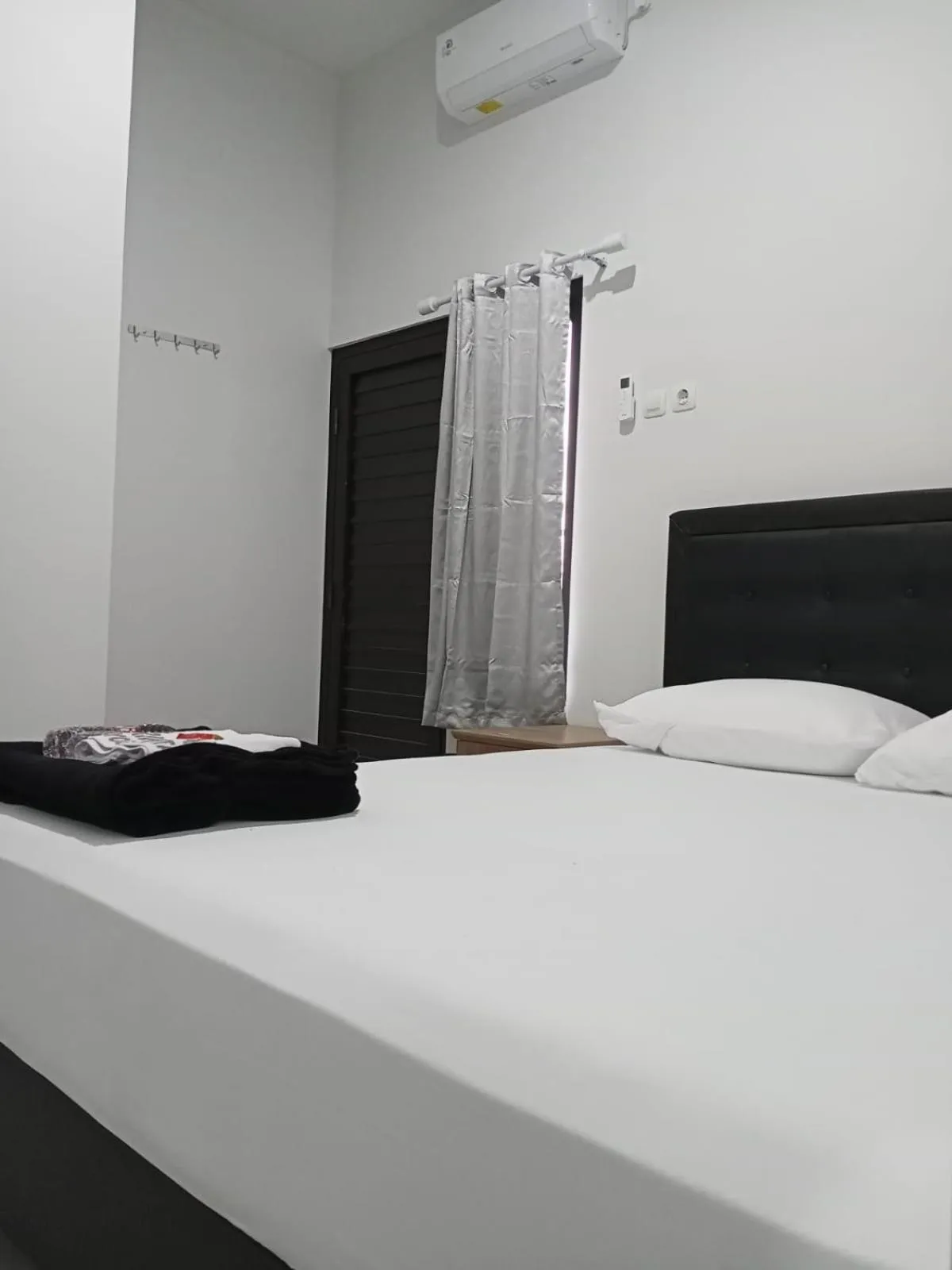 Bed in Srikandi Baru Inn Blok O
