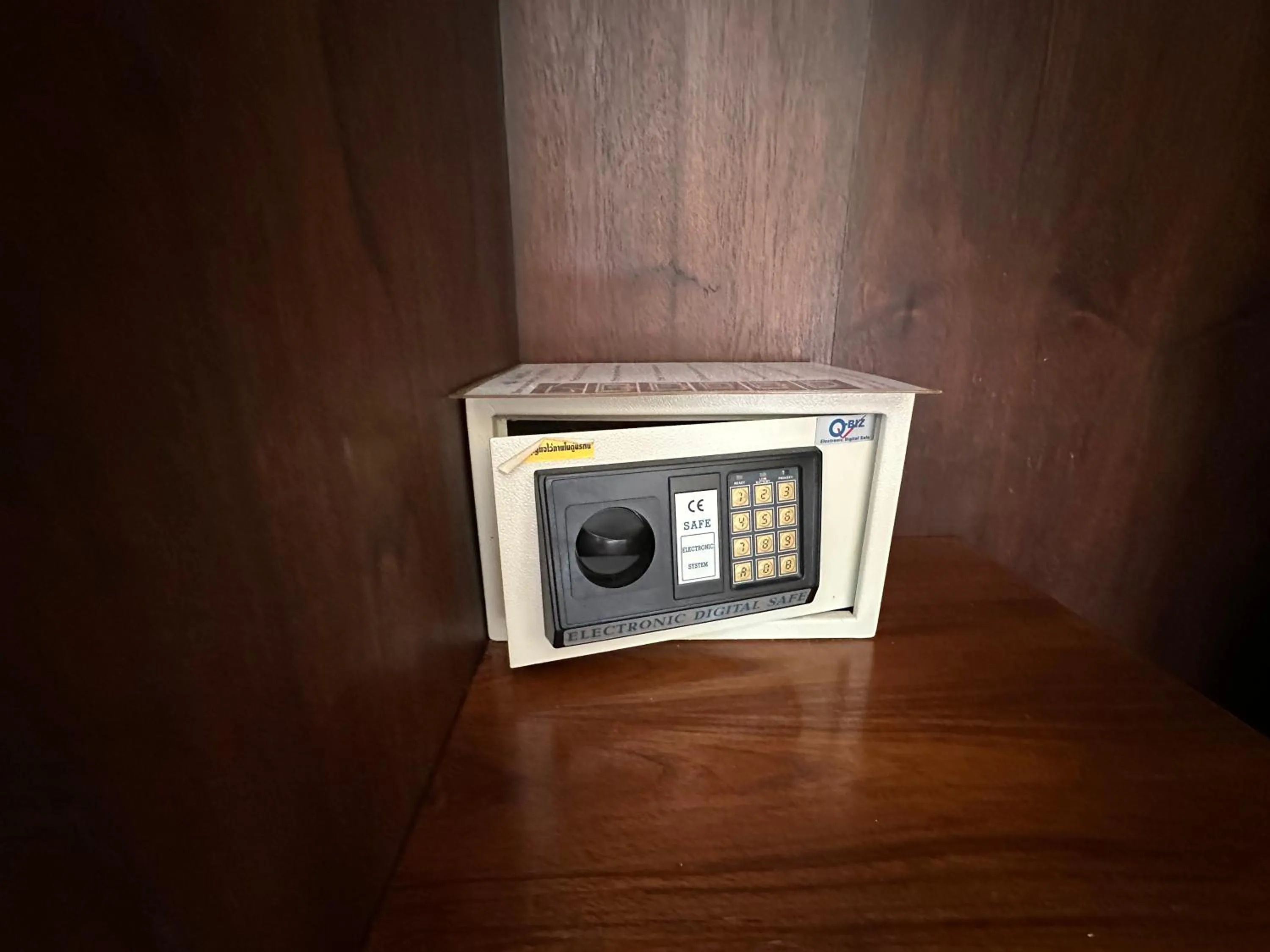 safe in Kata Place Hotel