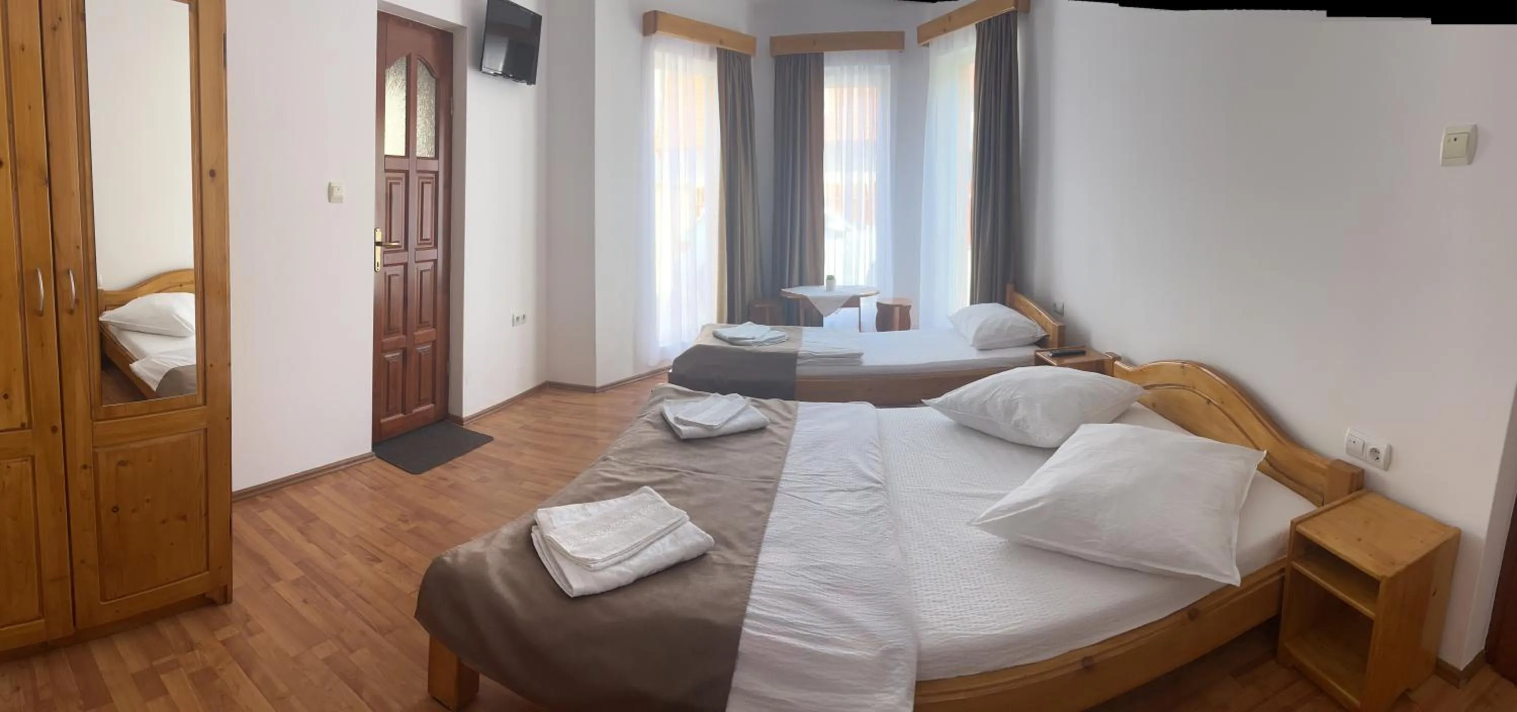 Bed in PENSIUNEA KELEMEN