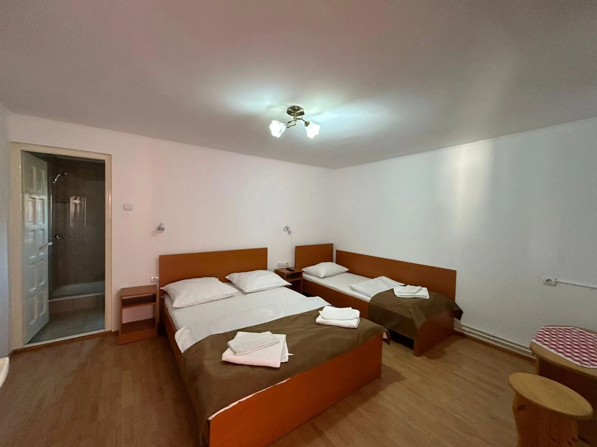 Bed in PENSIUNEA KELEMEN