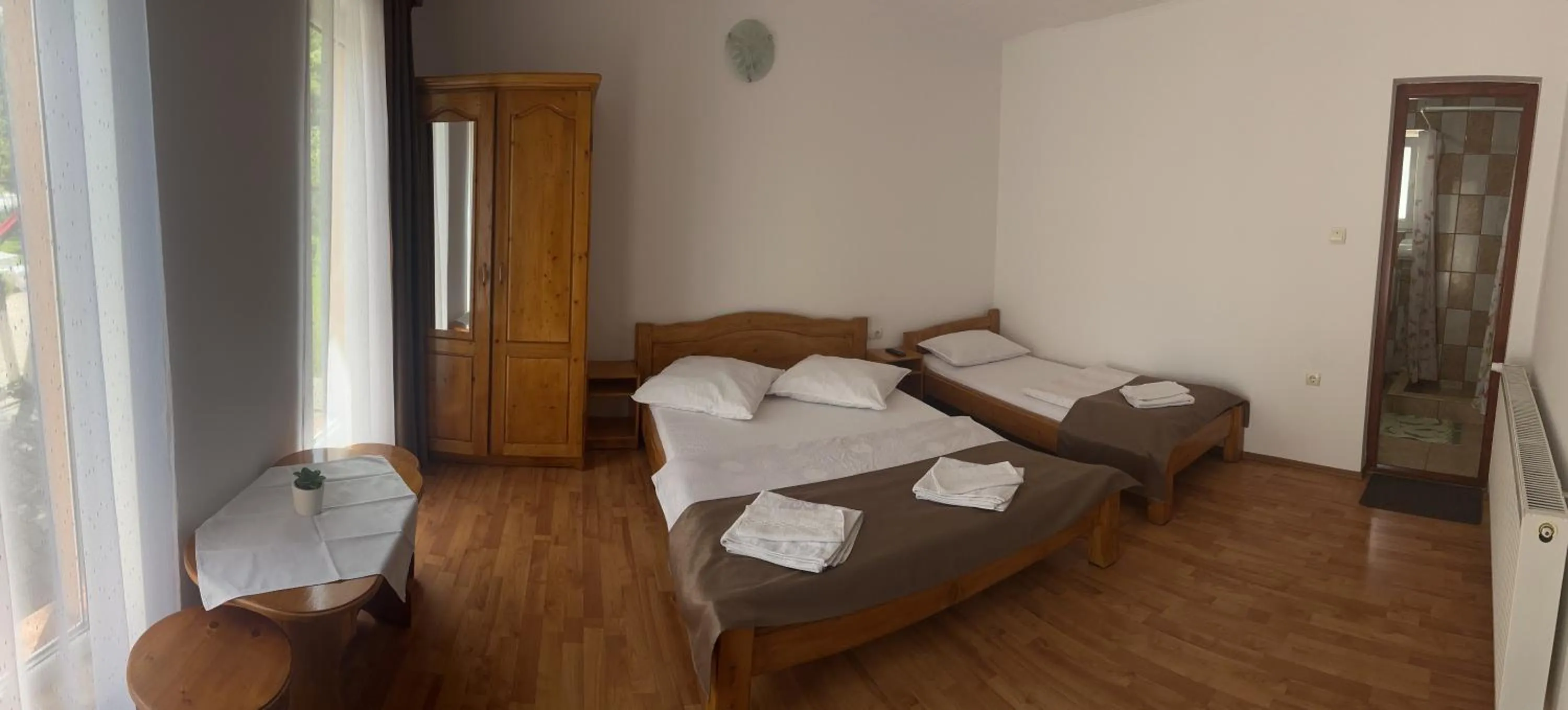 Bed in PENSIUNEA KELEMEN