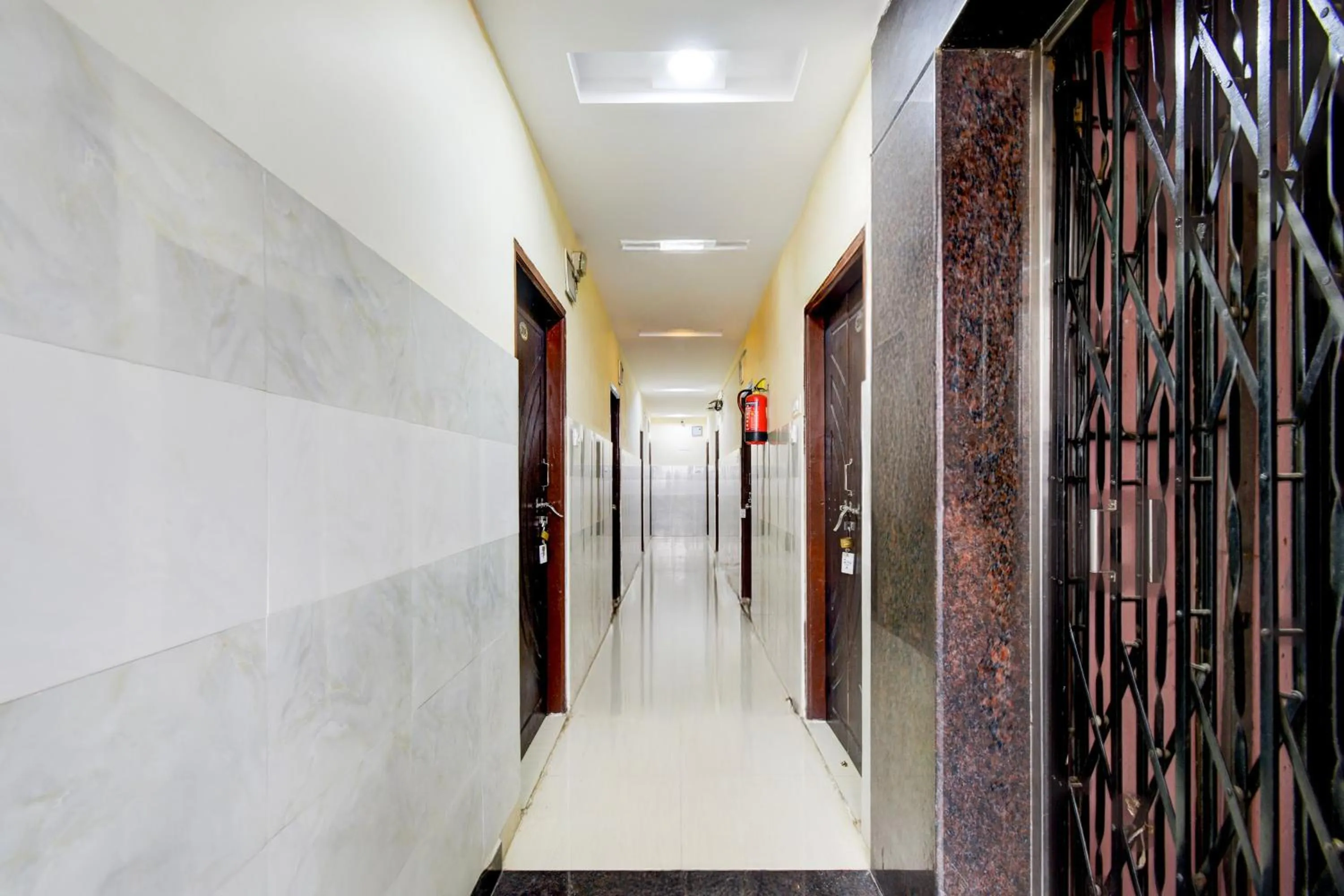 Lobby or reception in Super Collection O Gachibowli