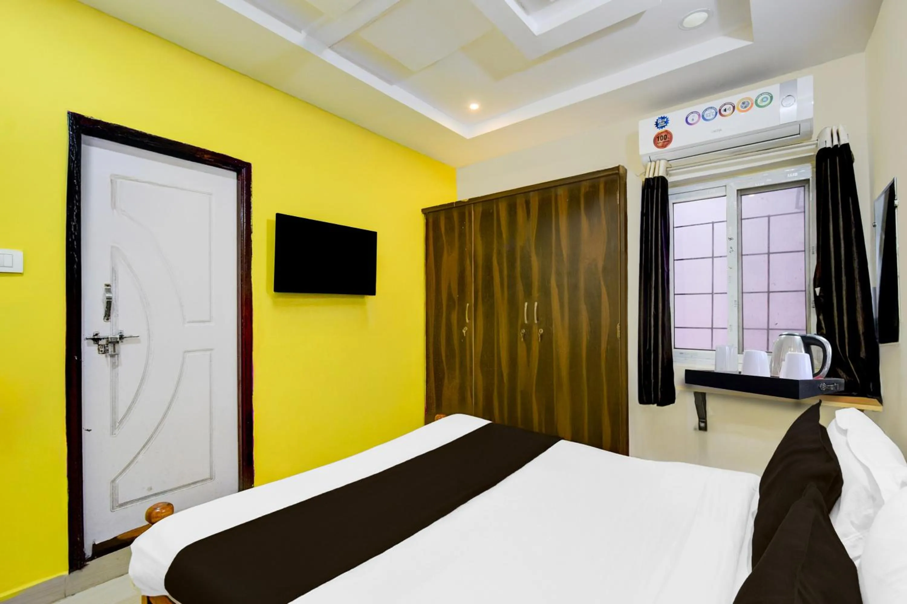 Bedroom, Bed in Super Collection O Gachibowli
