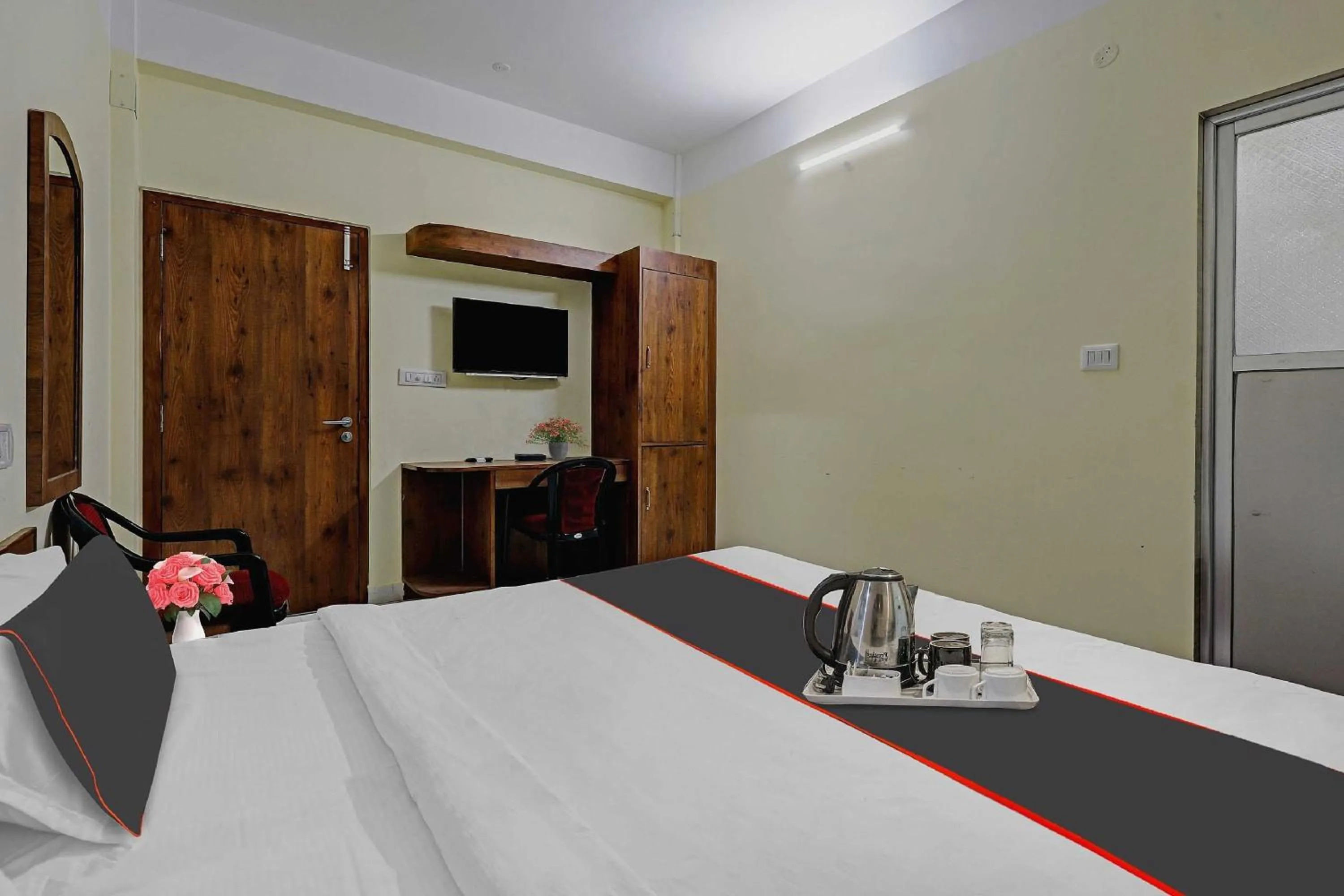 Bedroom, Bed in Super Collection O Luit Heritage