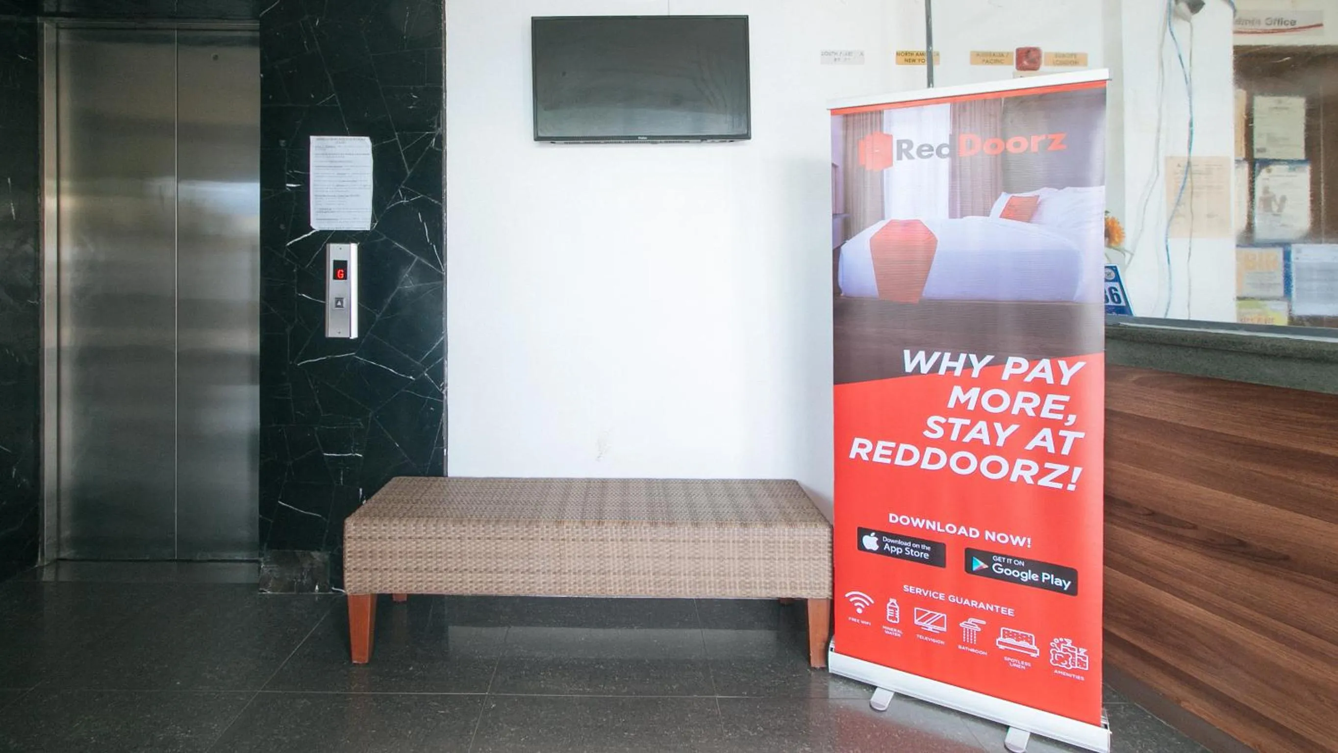 Logo/Certificate/Sign in RedDoorz @ Express Inn Lapu Lapu