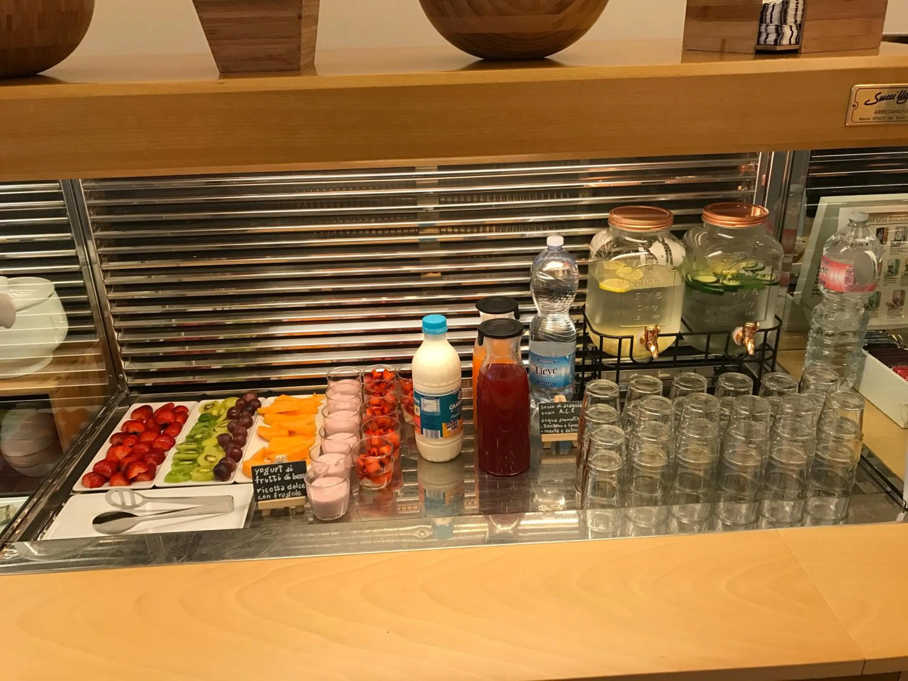 Food and drinks in Hotel Villa Merope