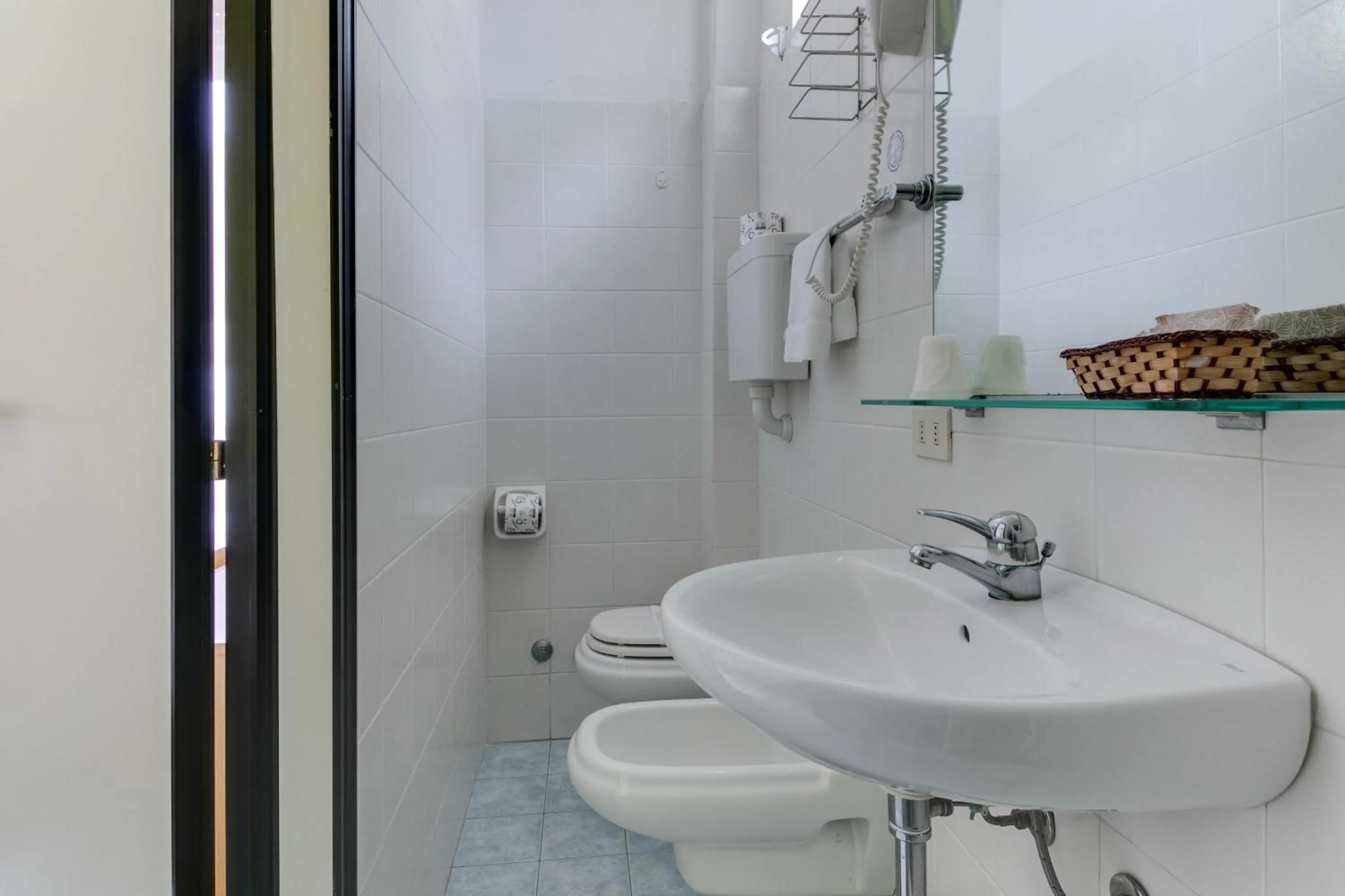 Toilet in Hotel Villa Merope