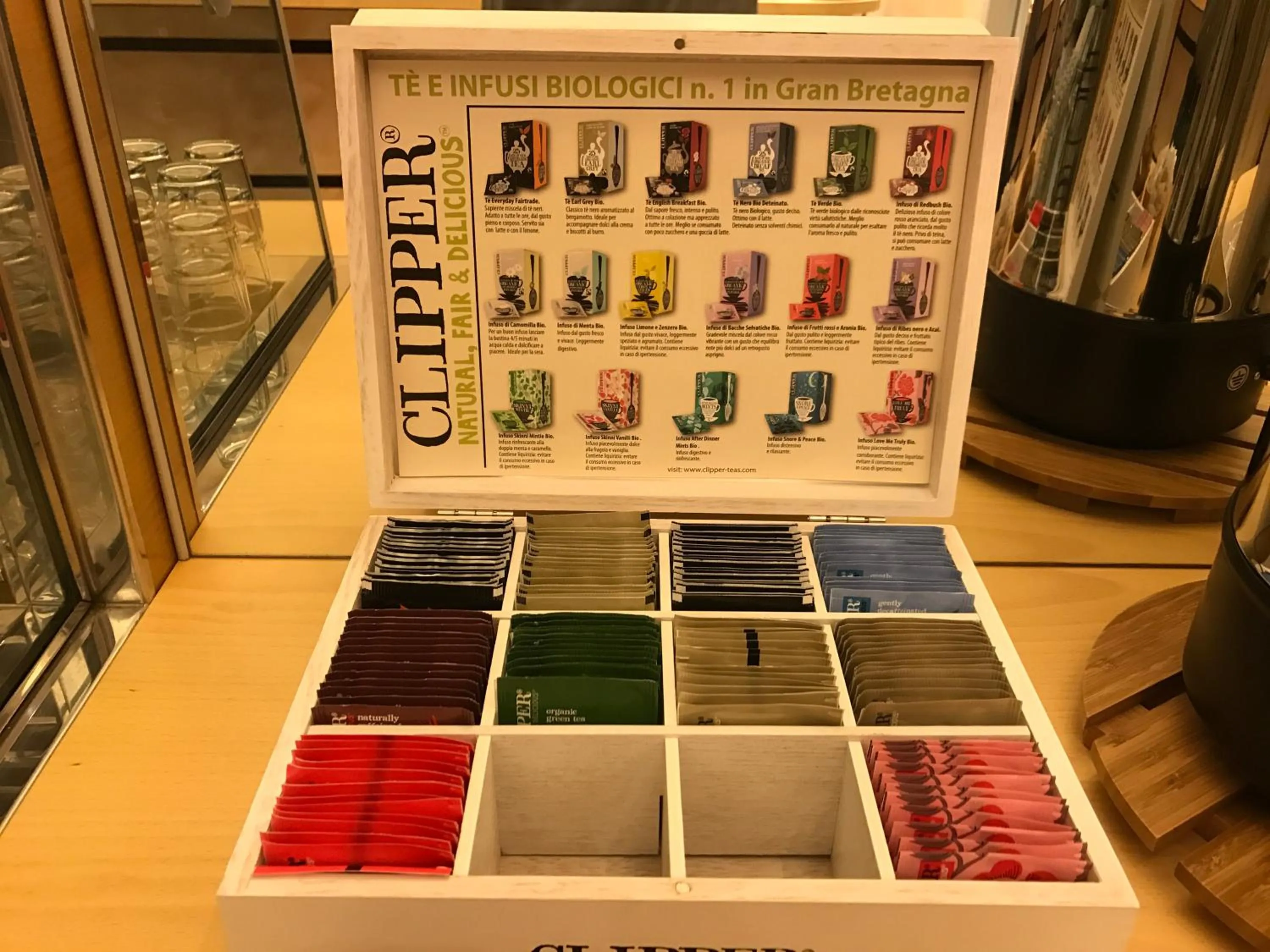 Food and drinks in Hotel Villa Merope