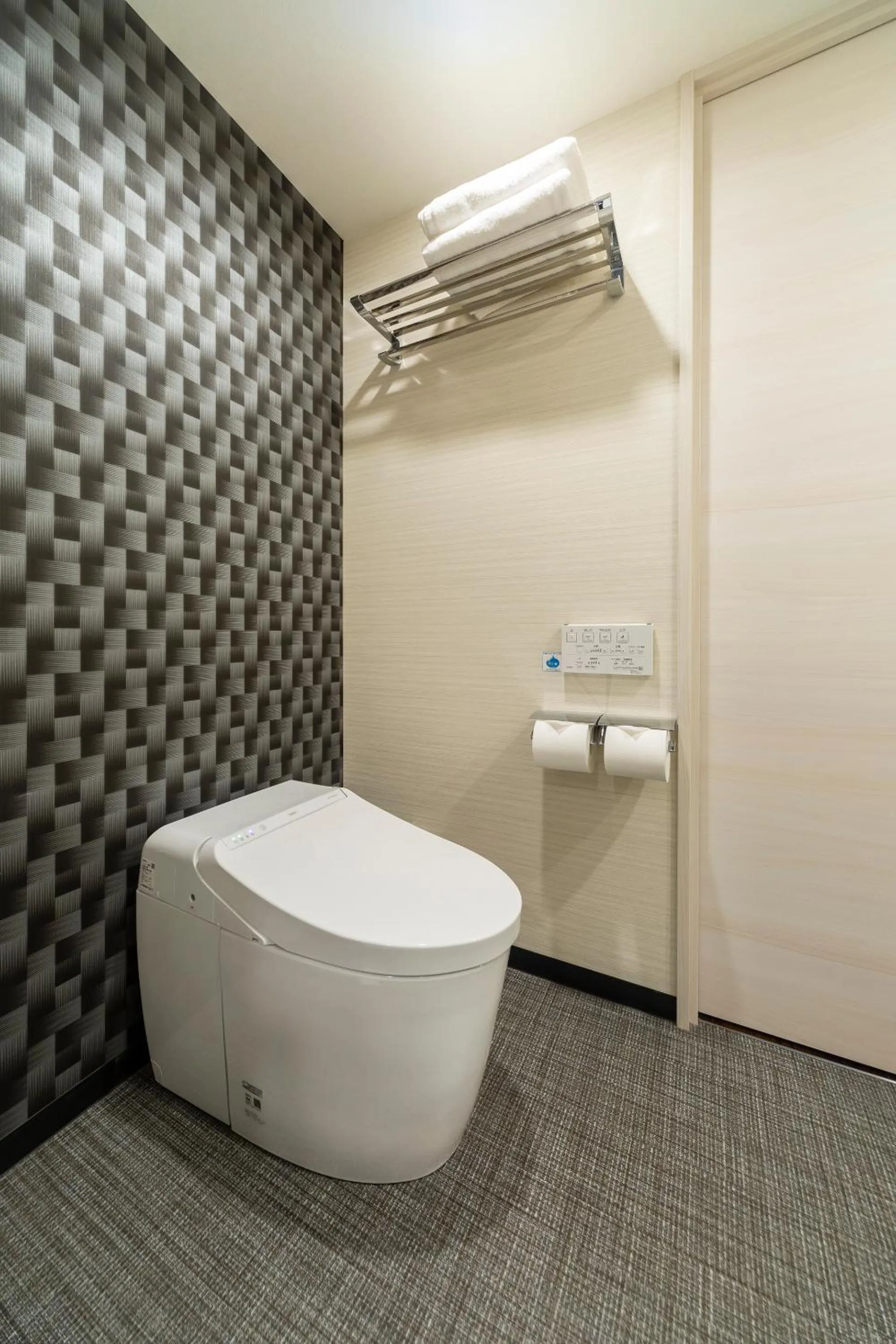 Toilet in Via Inn Hakataguchi Ekimae