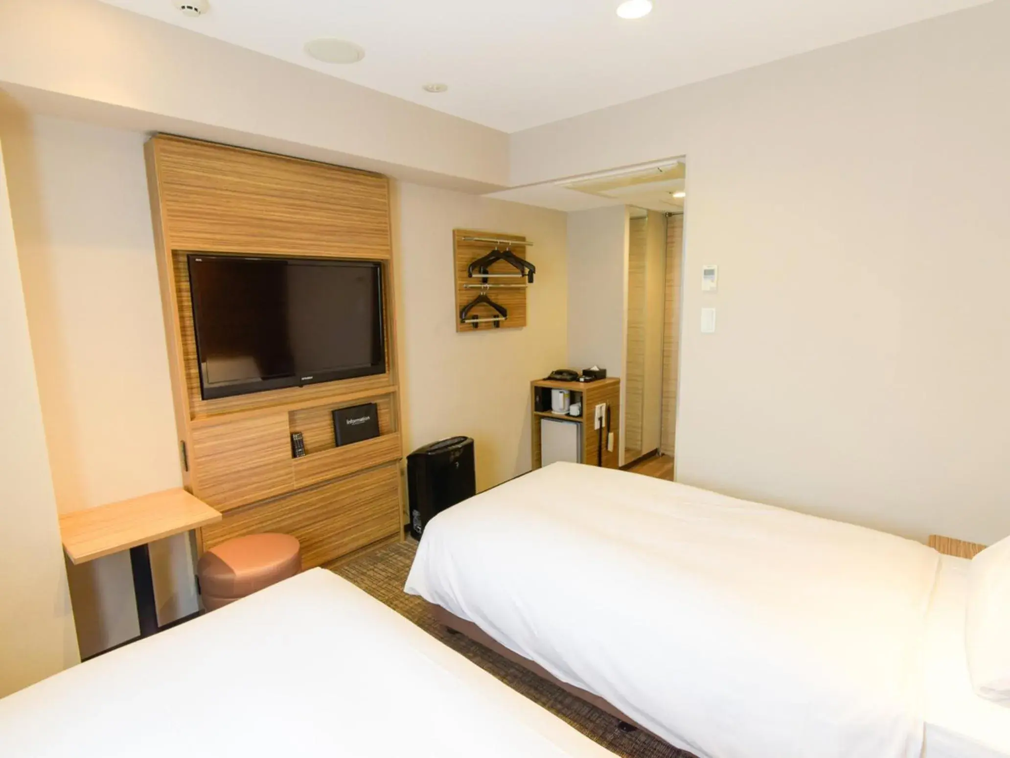 Bed in Via Inn Nagoya Shinkansen-guchi Bed in Via Inn Nagoya Shinkansen-guchi