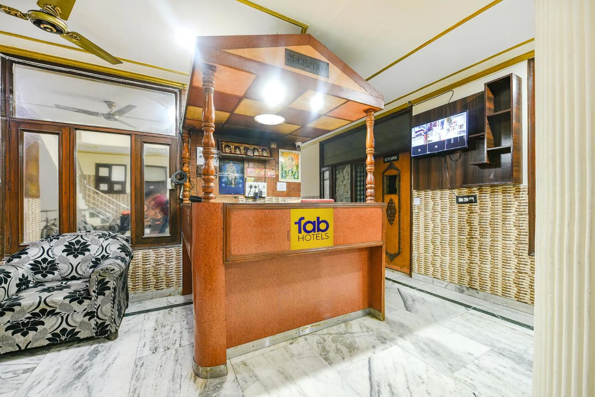 Lobby or reception in FabHotel Royal Inn