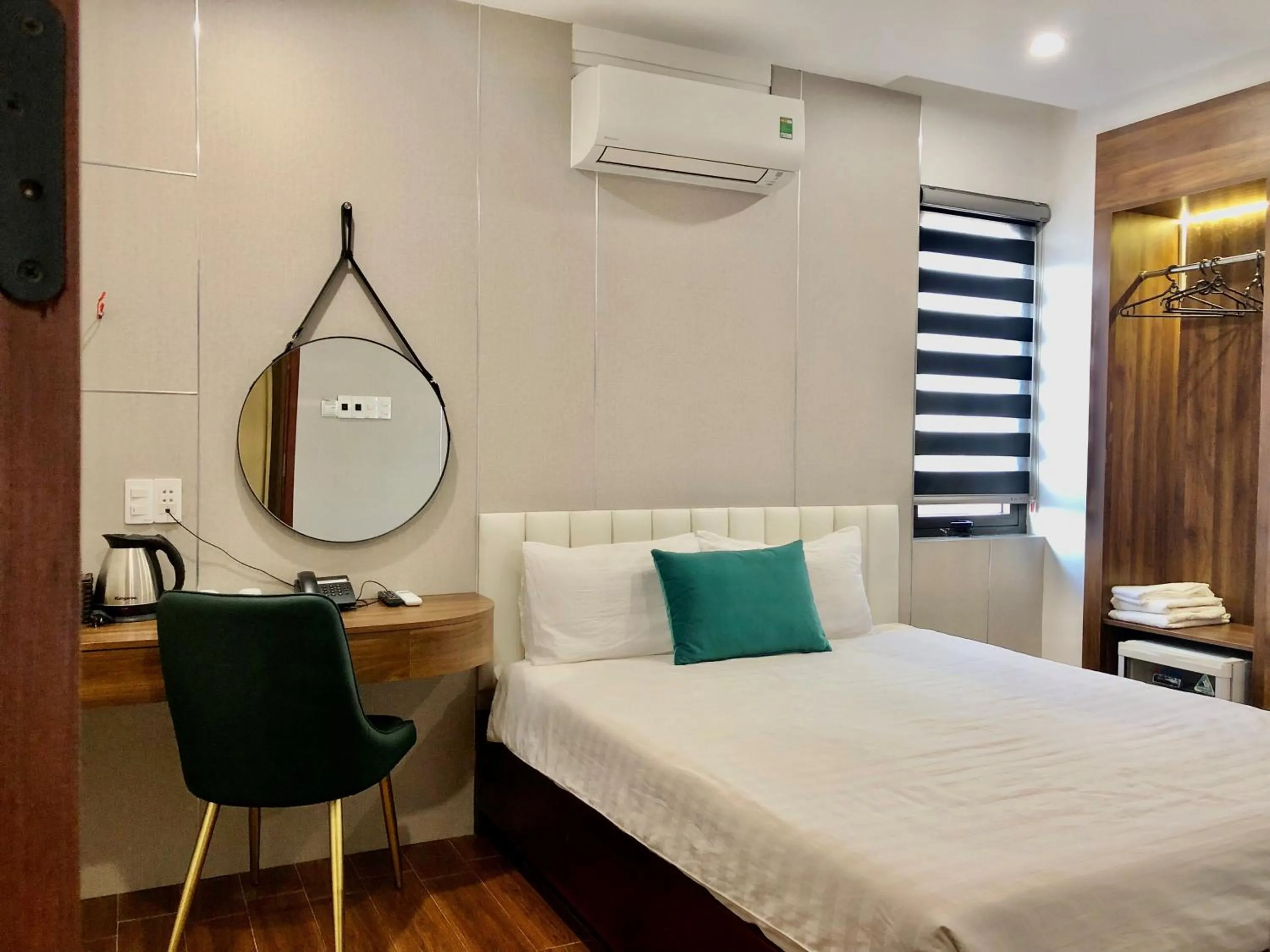 Bedroom, Bed in Le Centre Pleiku Hotel