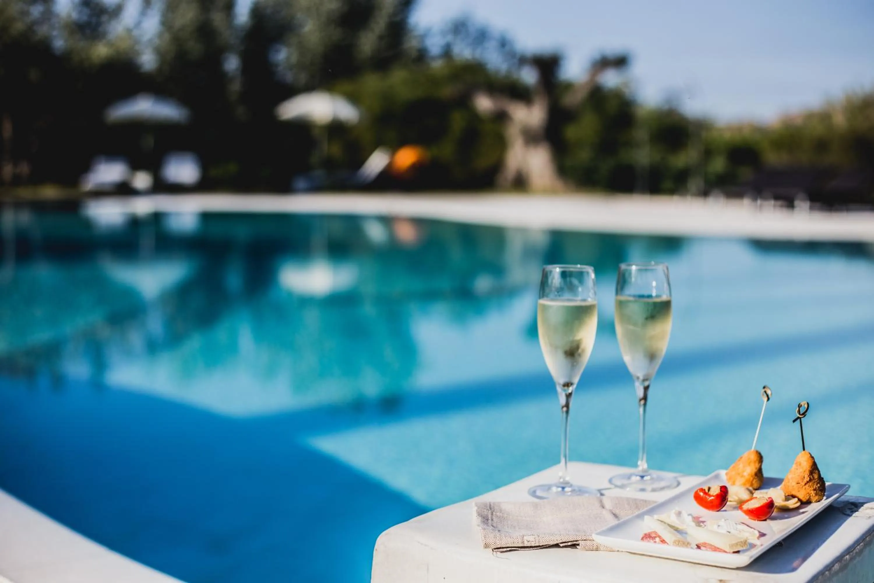 Food and drinks in Hotel Aquadulci