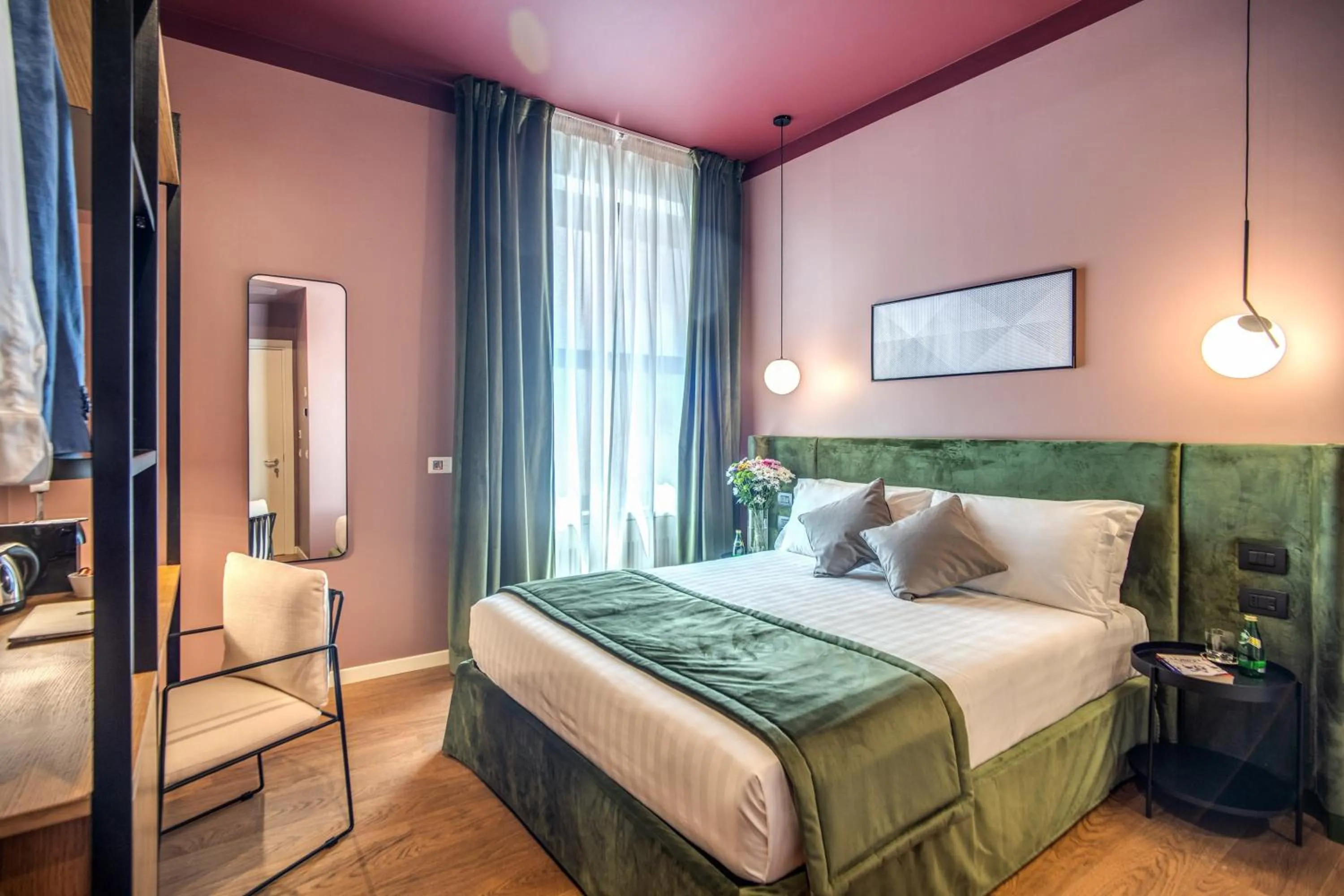 Photo of the whole room, Bed in Sheva Boutique Hotel