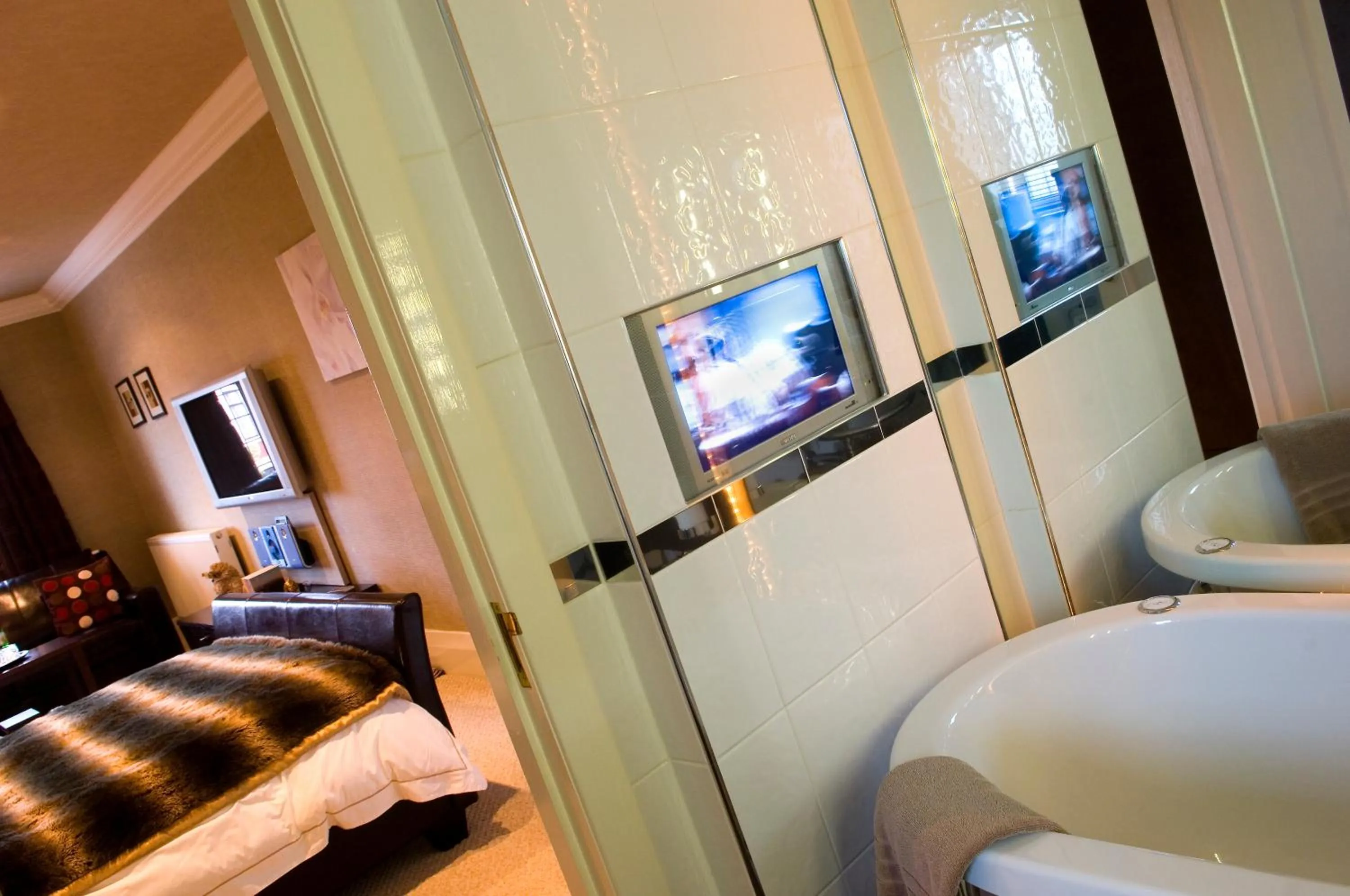 Decorative detail in Number One St Lukes