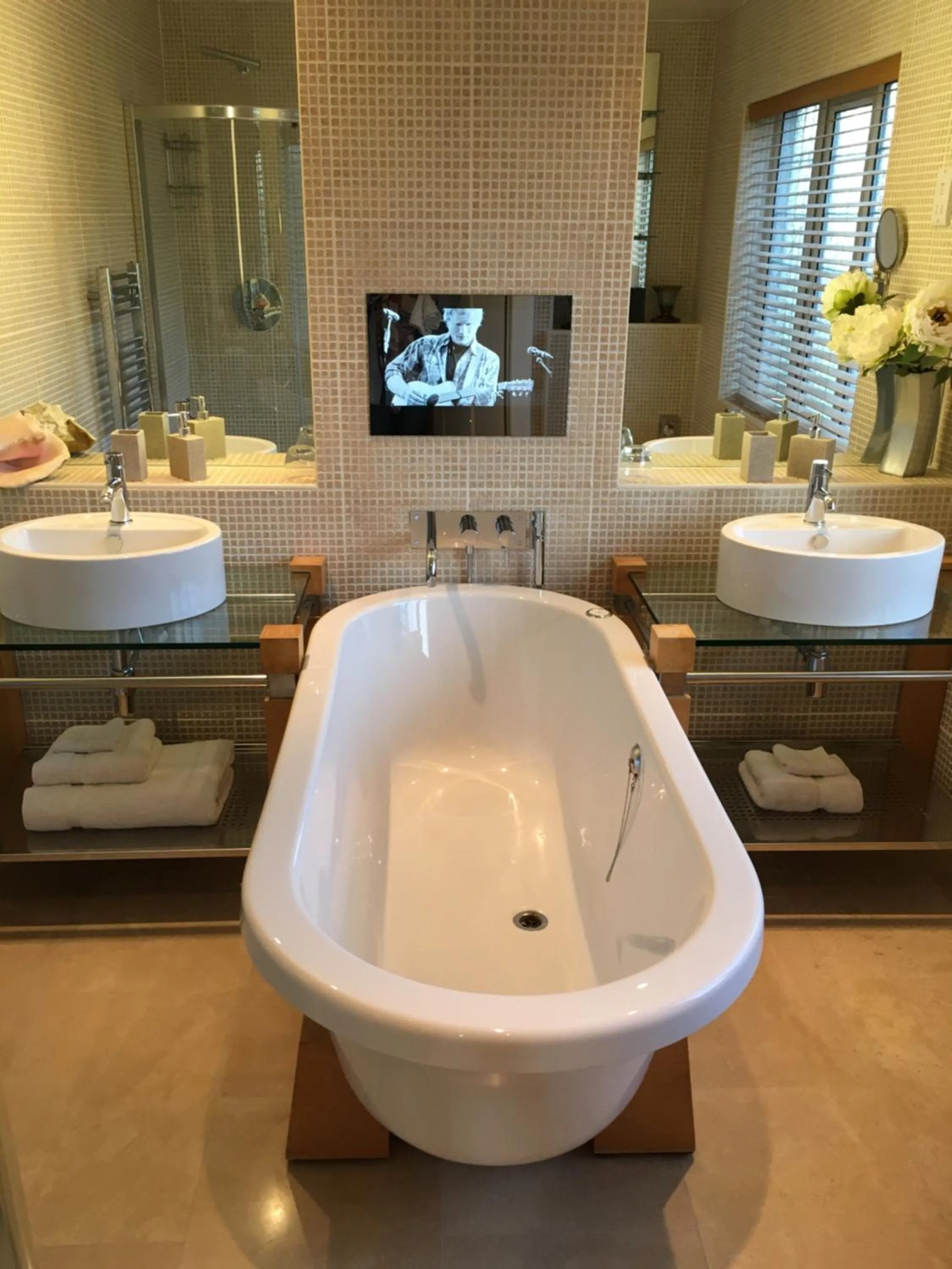 Property building in Number One St Lukes