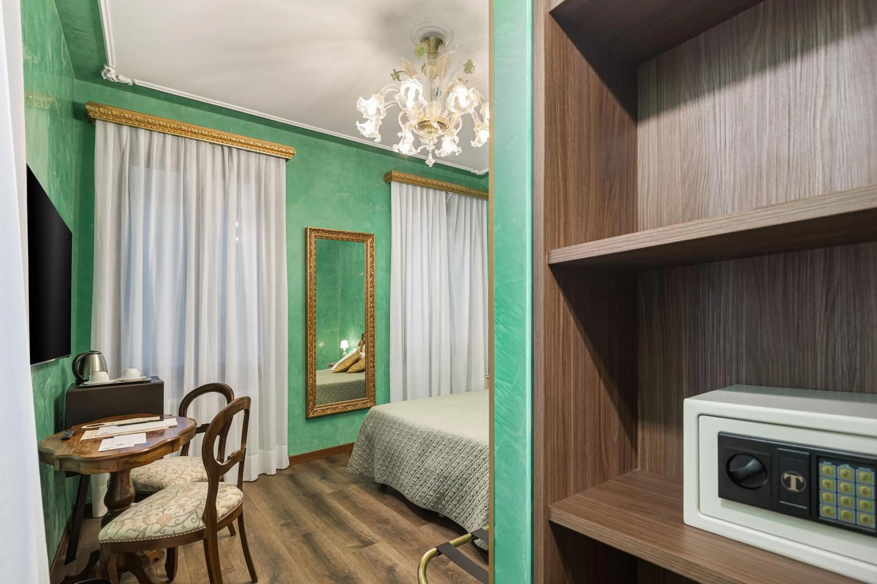 Bed in Hotel Ca' Alvise