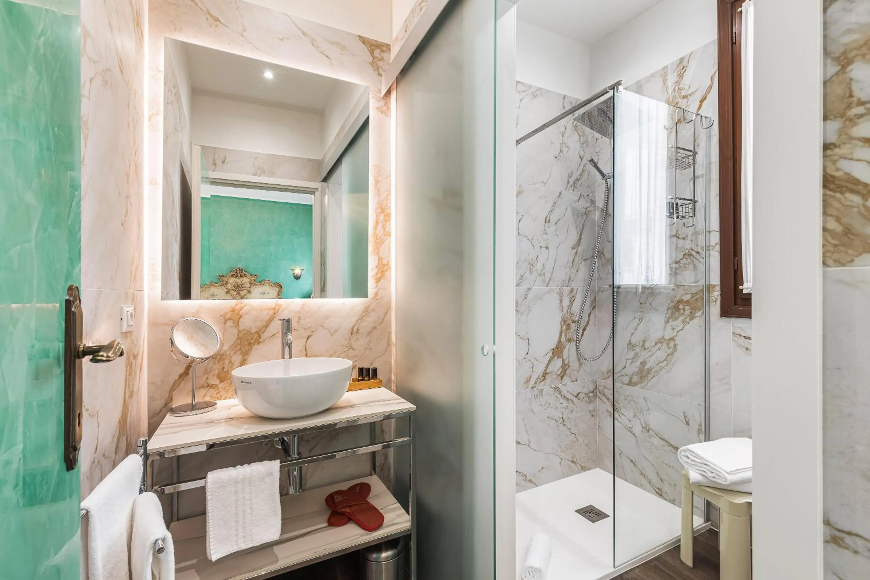 Shower in Hotel Ca' Alvise