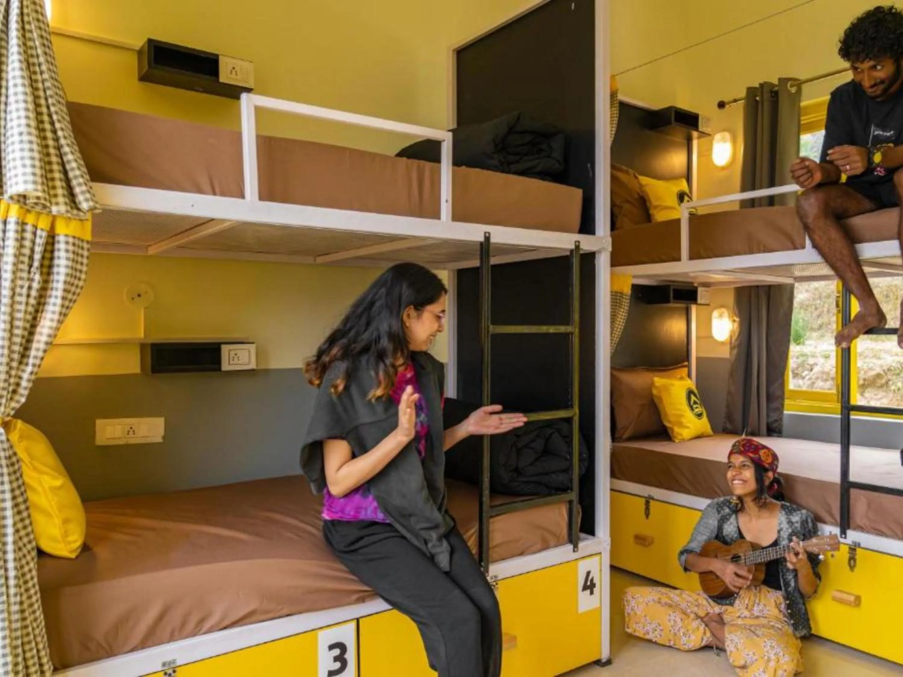 Bed in The Hosteller Kareri