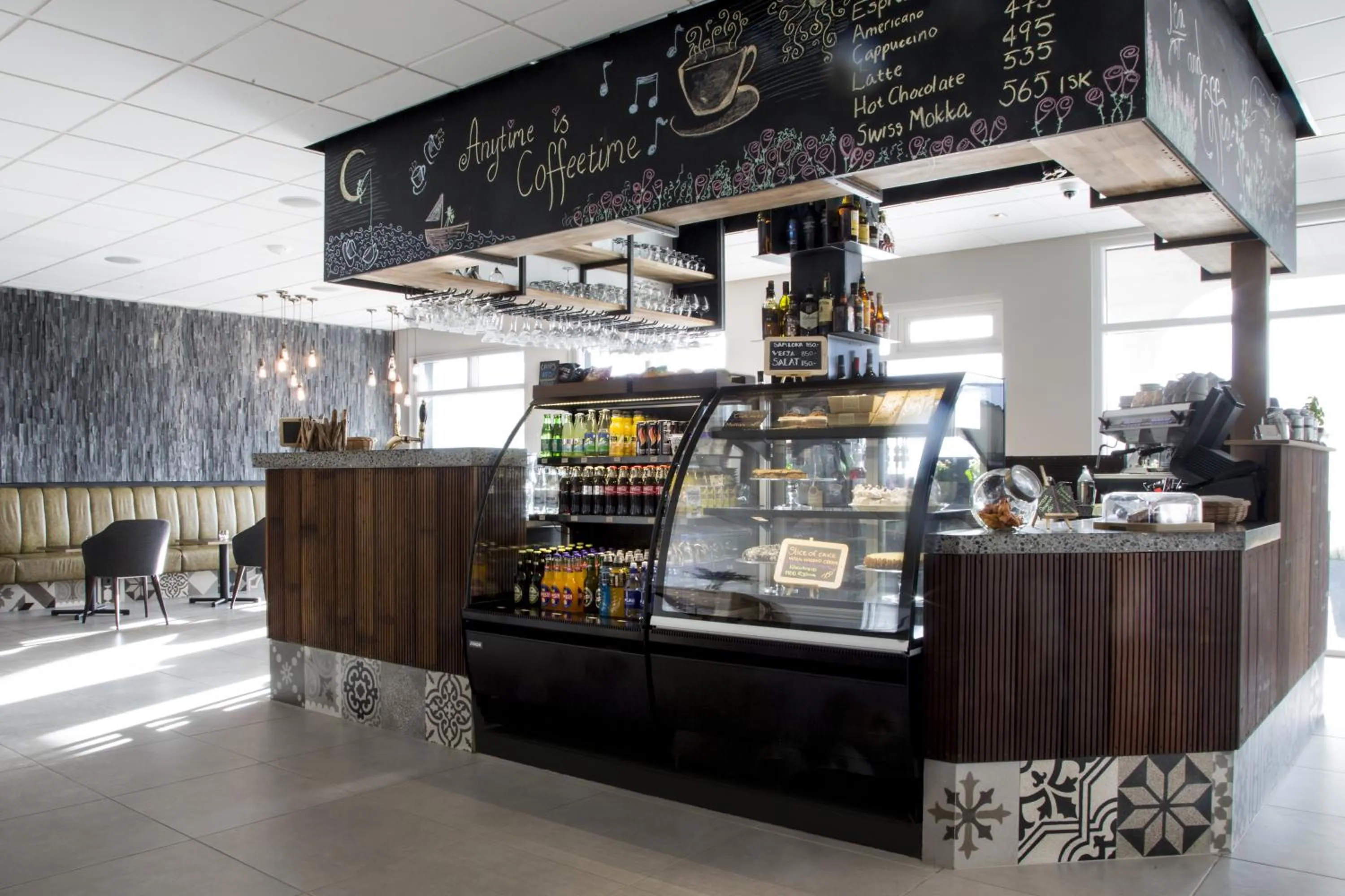 Lounge or bar in Stracta Hotel