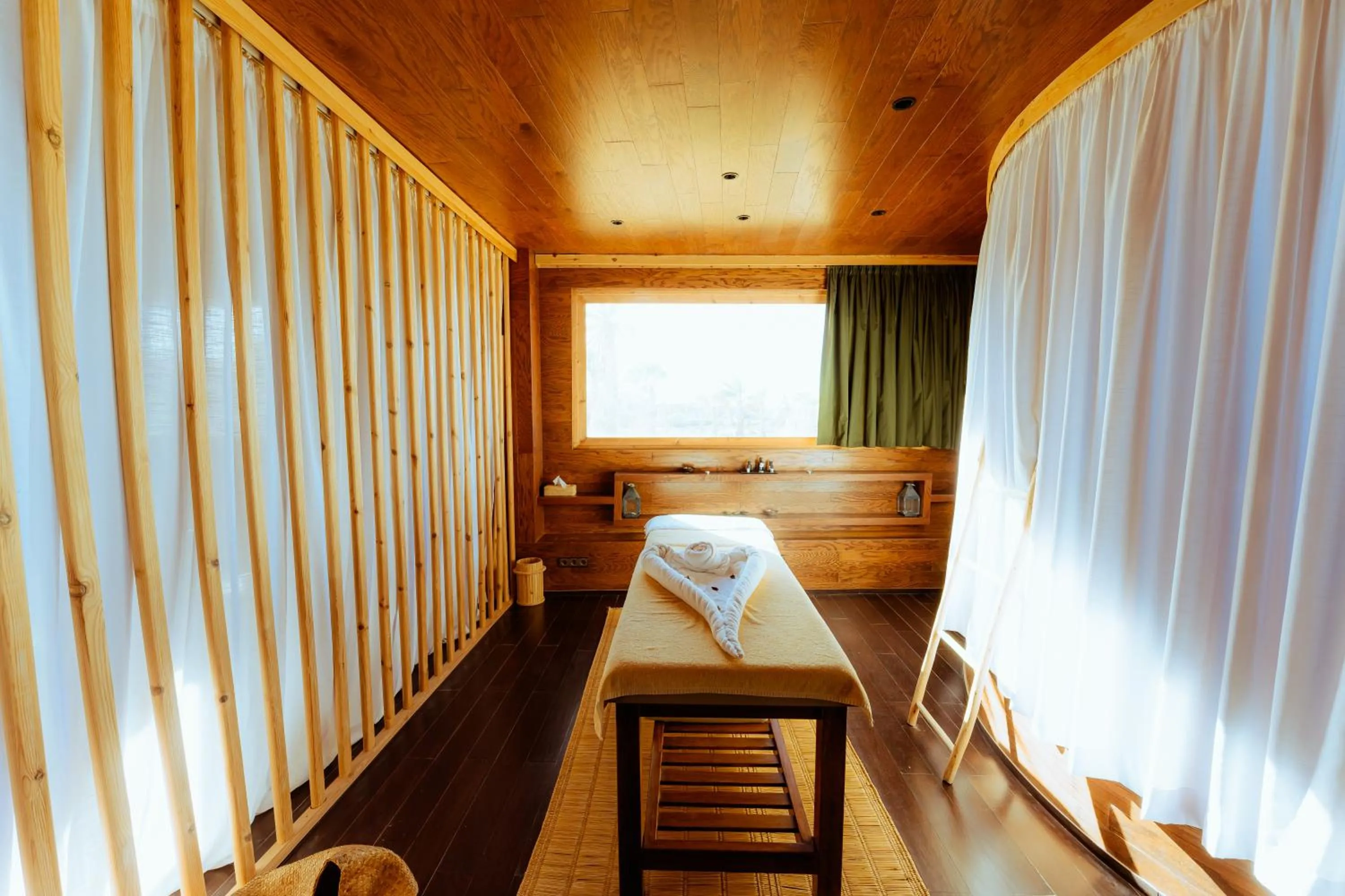 Massage, Bed in Oasis212 Dakhla