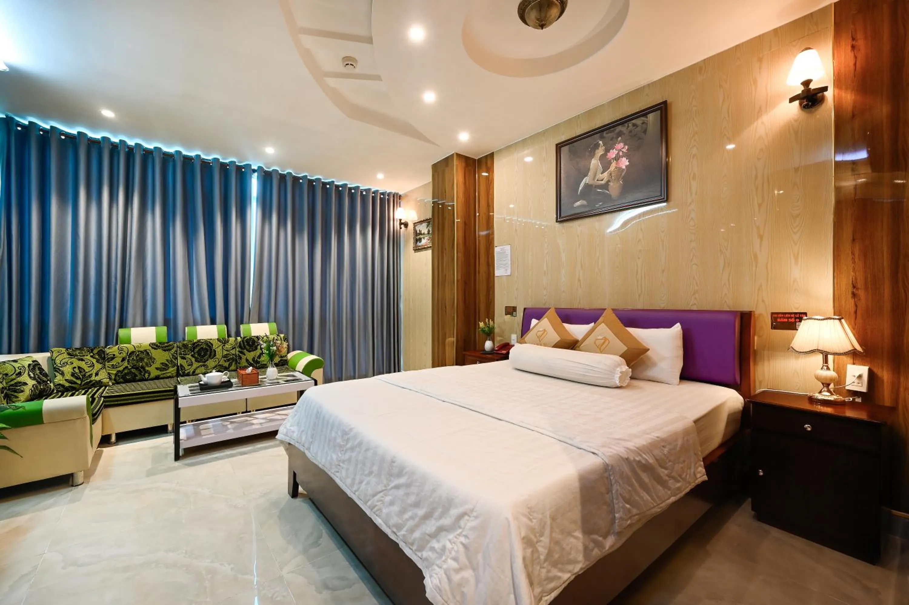 Bed in Ly Ly Hotel