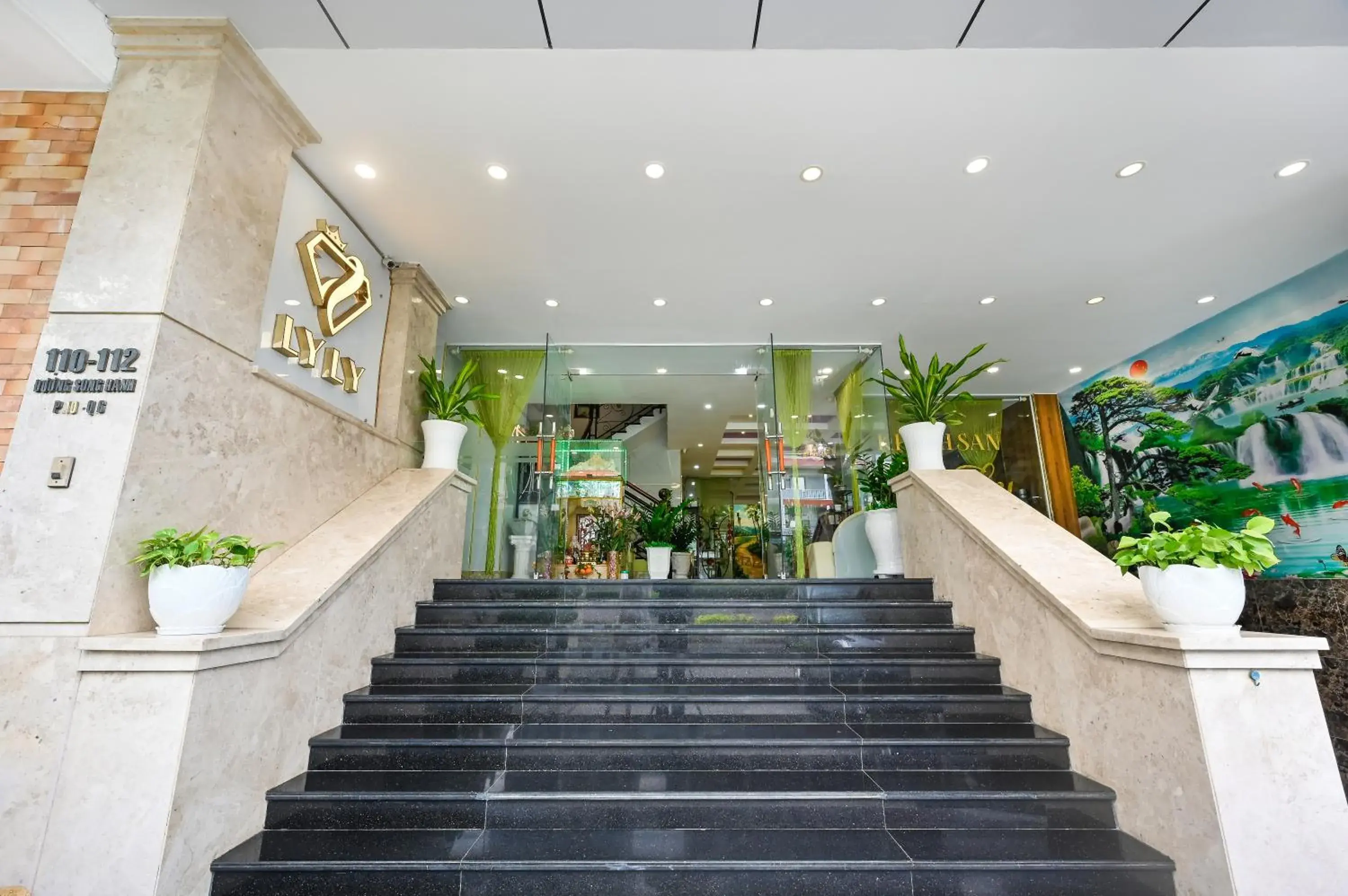 Quiet street view in Ly Ly Hotel Quiet street view in Ly Ly Hotel