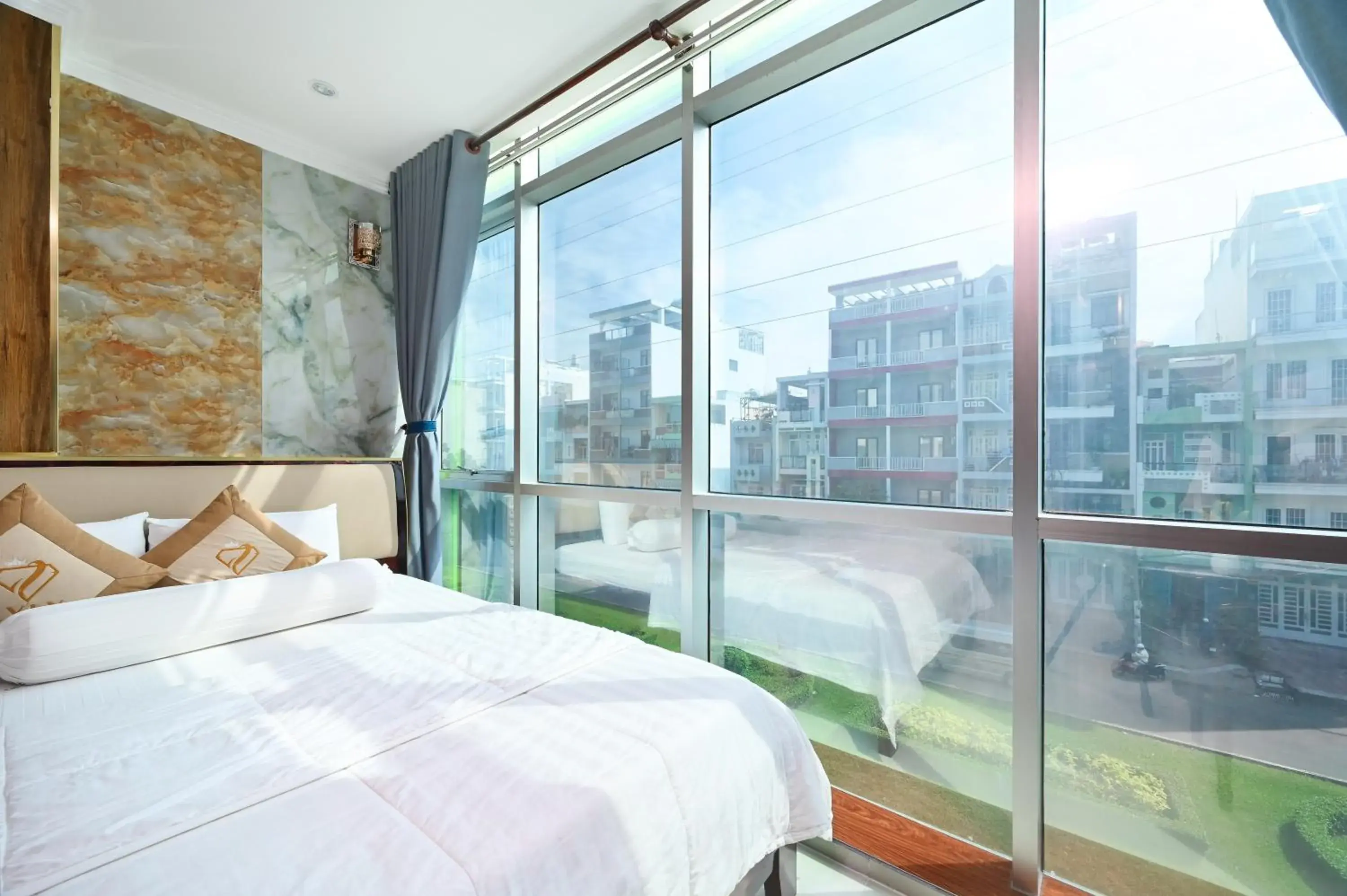 Bed in Ly Ly Hotel Bed in Ly Ly Hotel