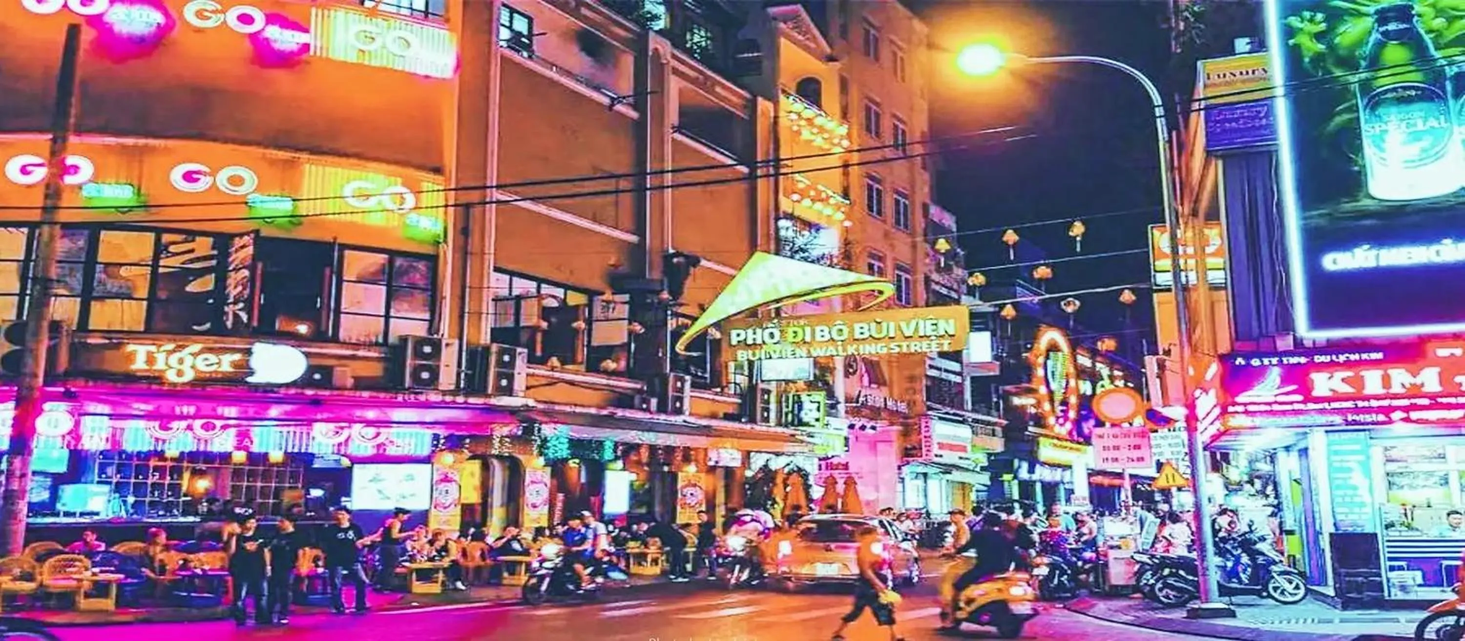 Nightclub / DJ in Ly Ly Hotel