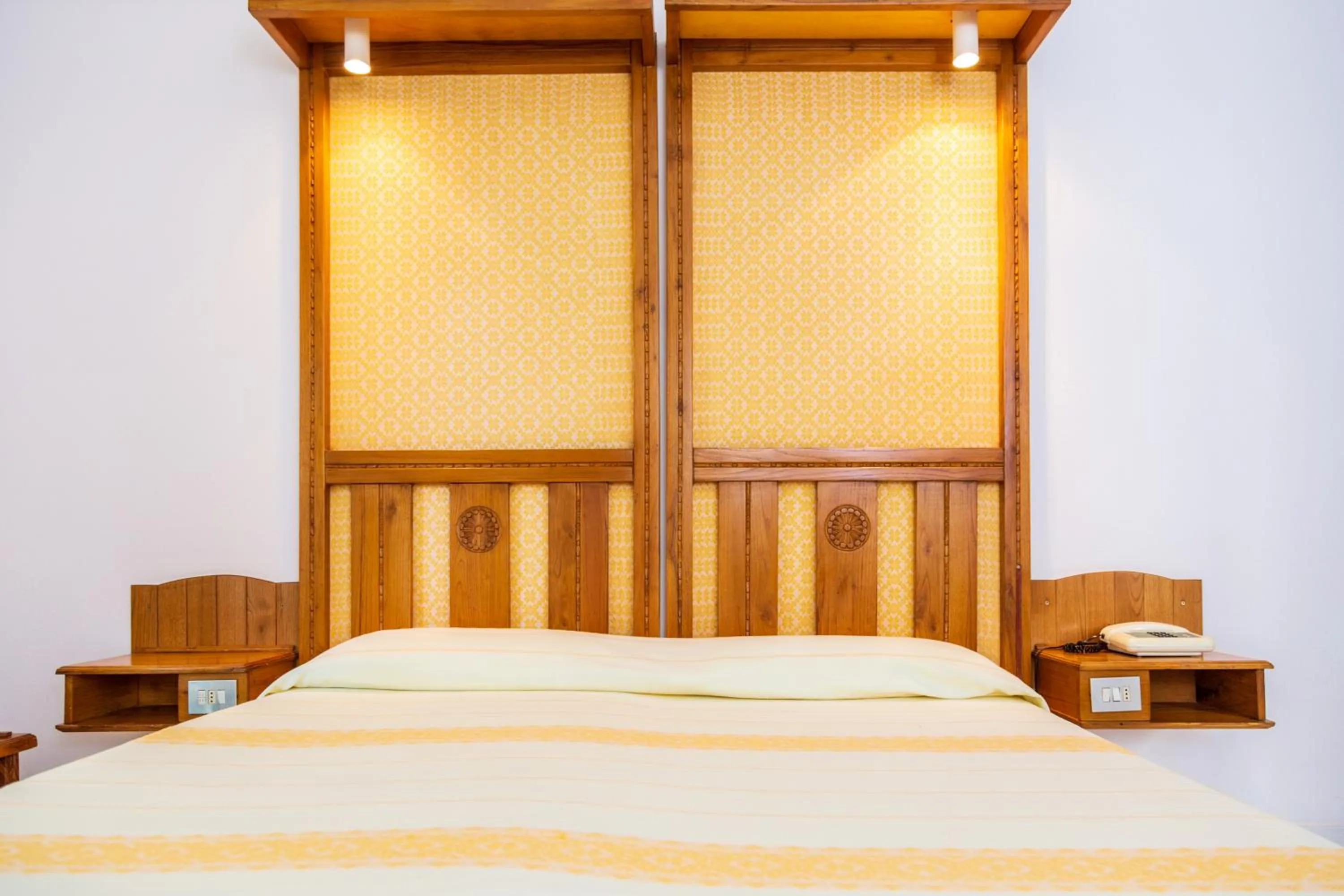 Bedroom, Bed in Albergo Miramare