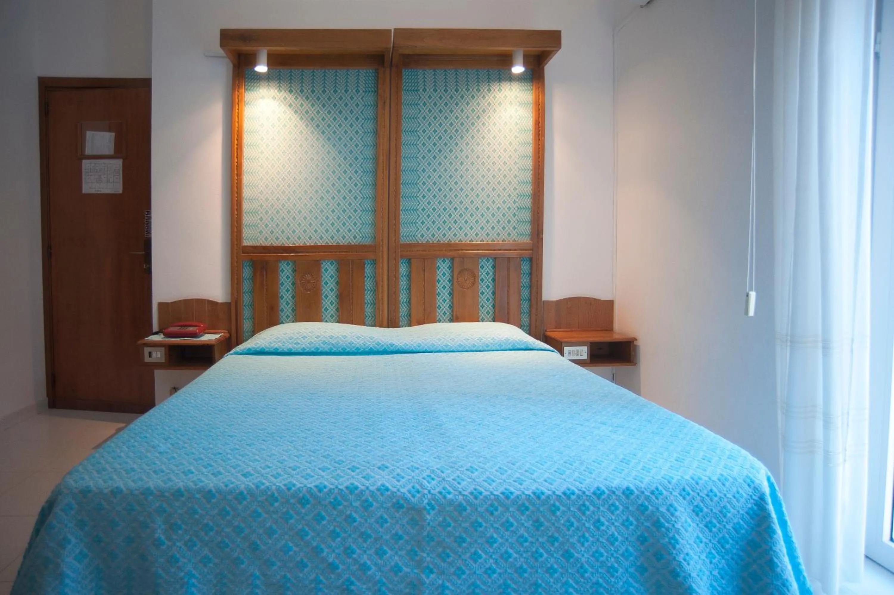 Bedroom, Bed in Albergo Miramare