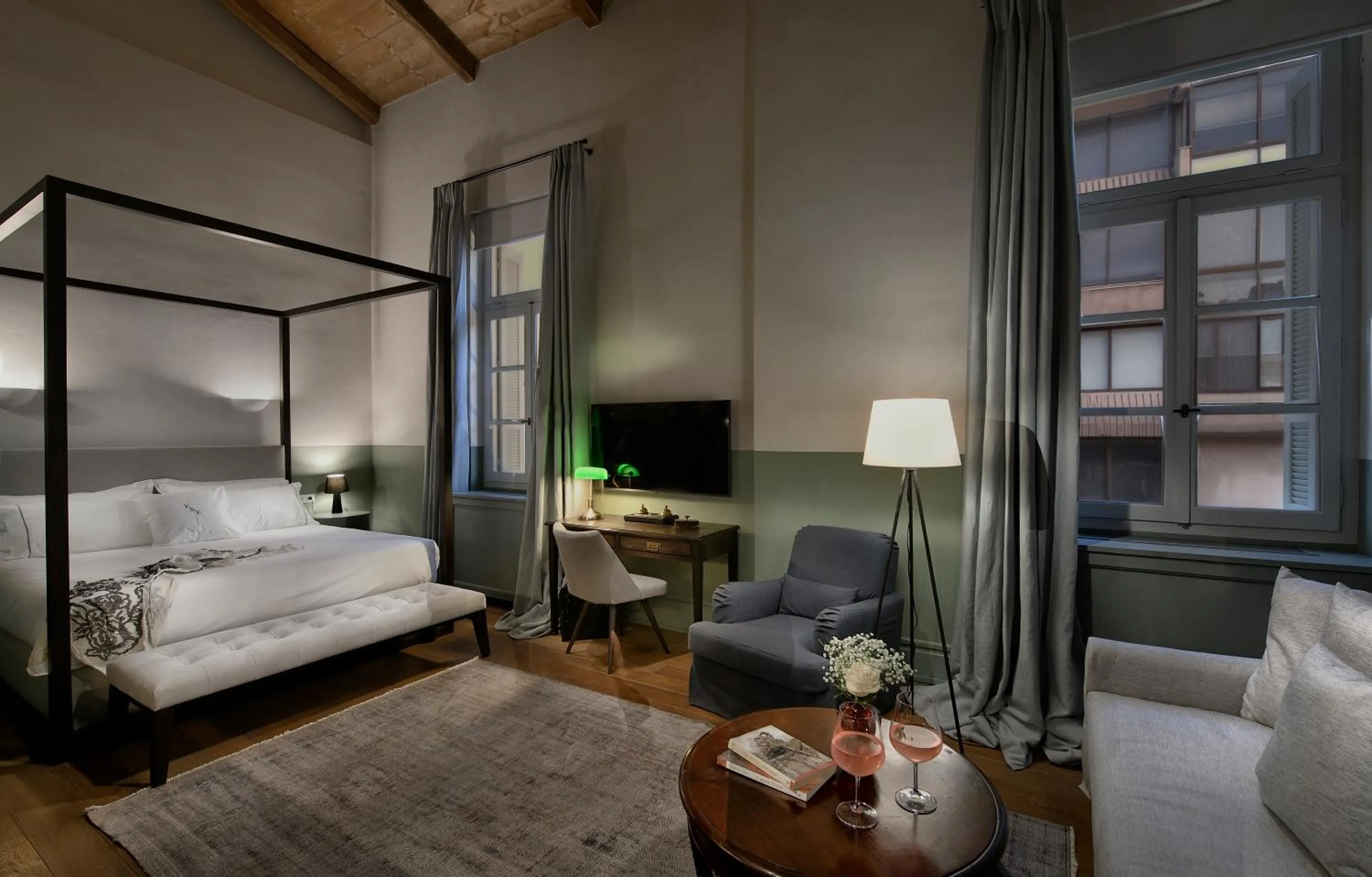 Photo of the whole room, Bed in ATHINAIDOS QUARTERS by K&K