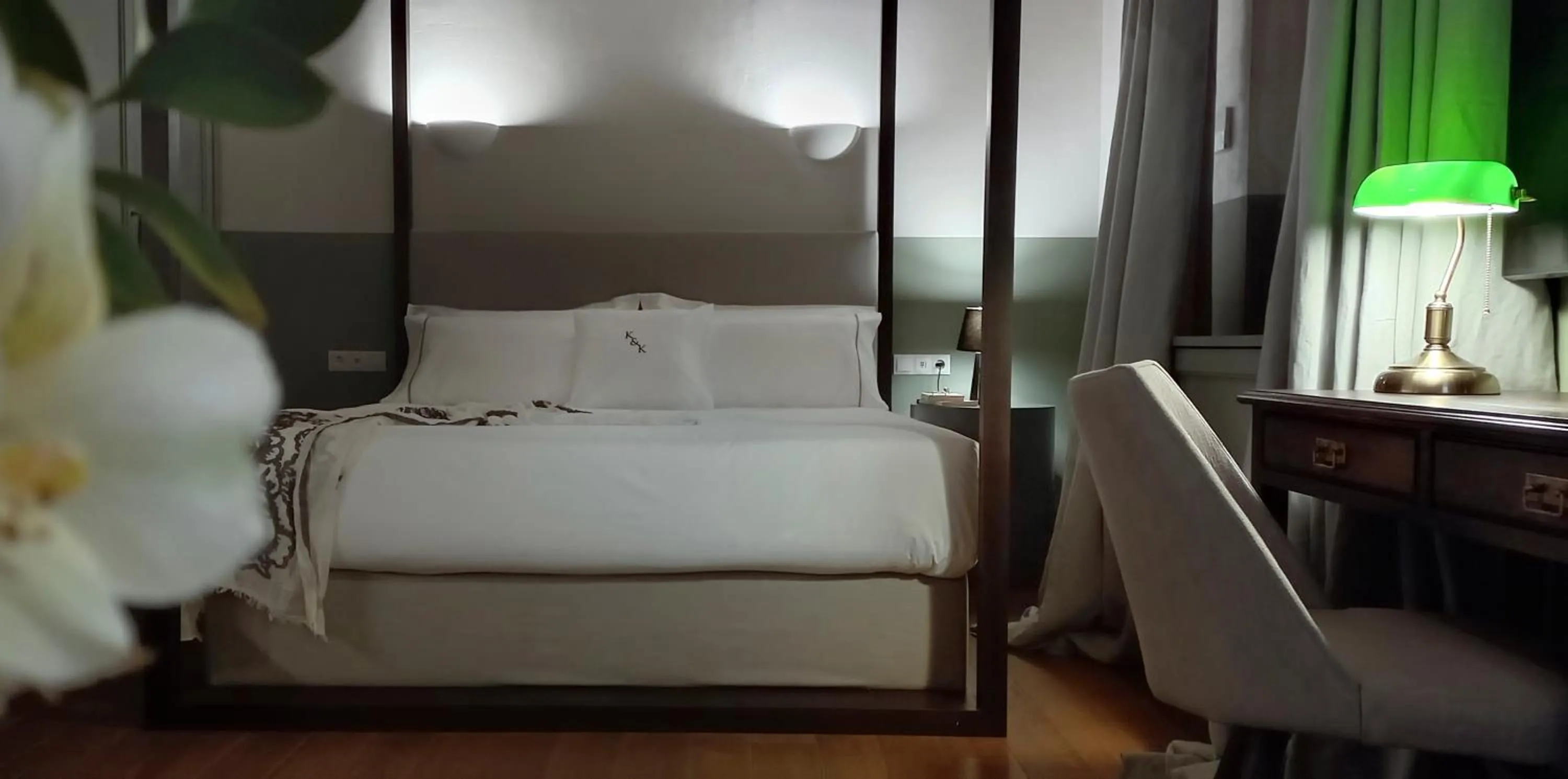 Photo of the whole room, Bed in ATHINAIDOS QUARTERS by K&K