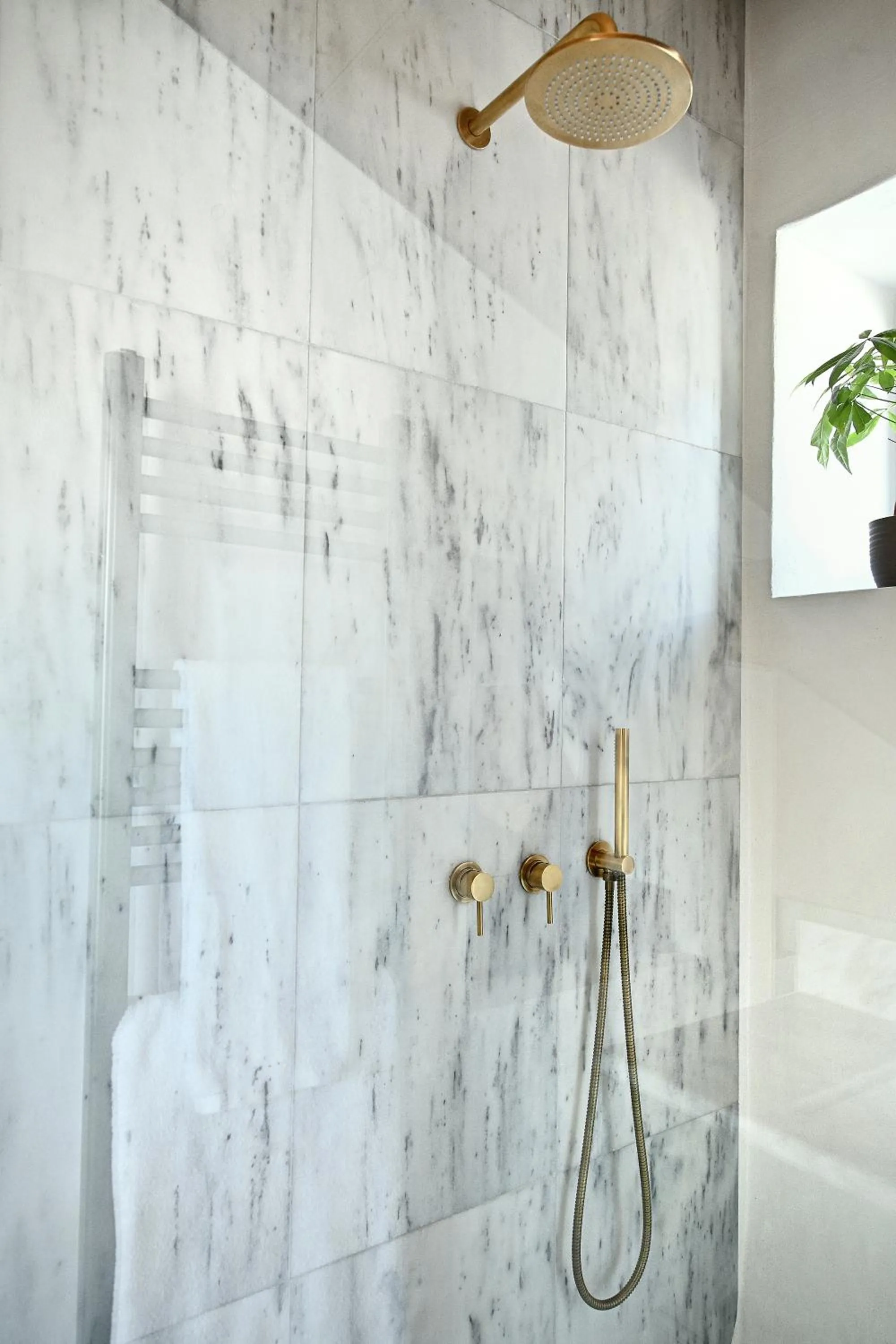 Bathroom in ATHINAIDOS QUARTERS by K&K