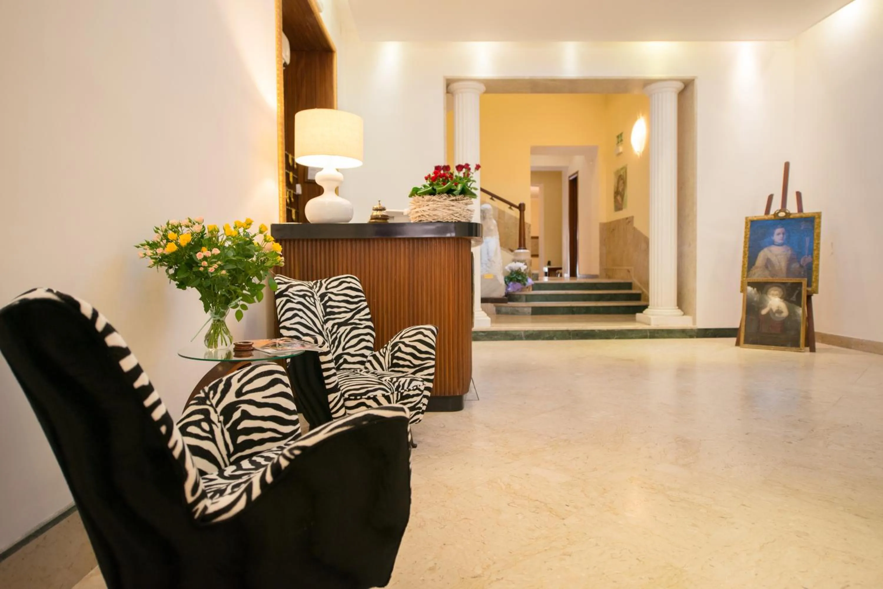 Lobby or reception in Albergo Russo