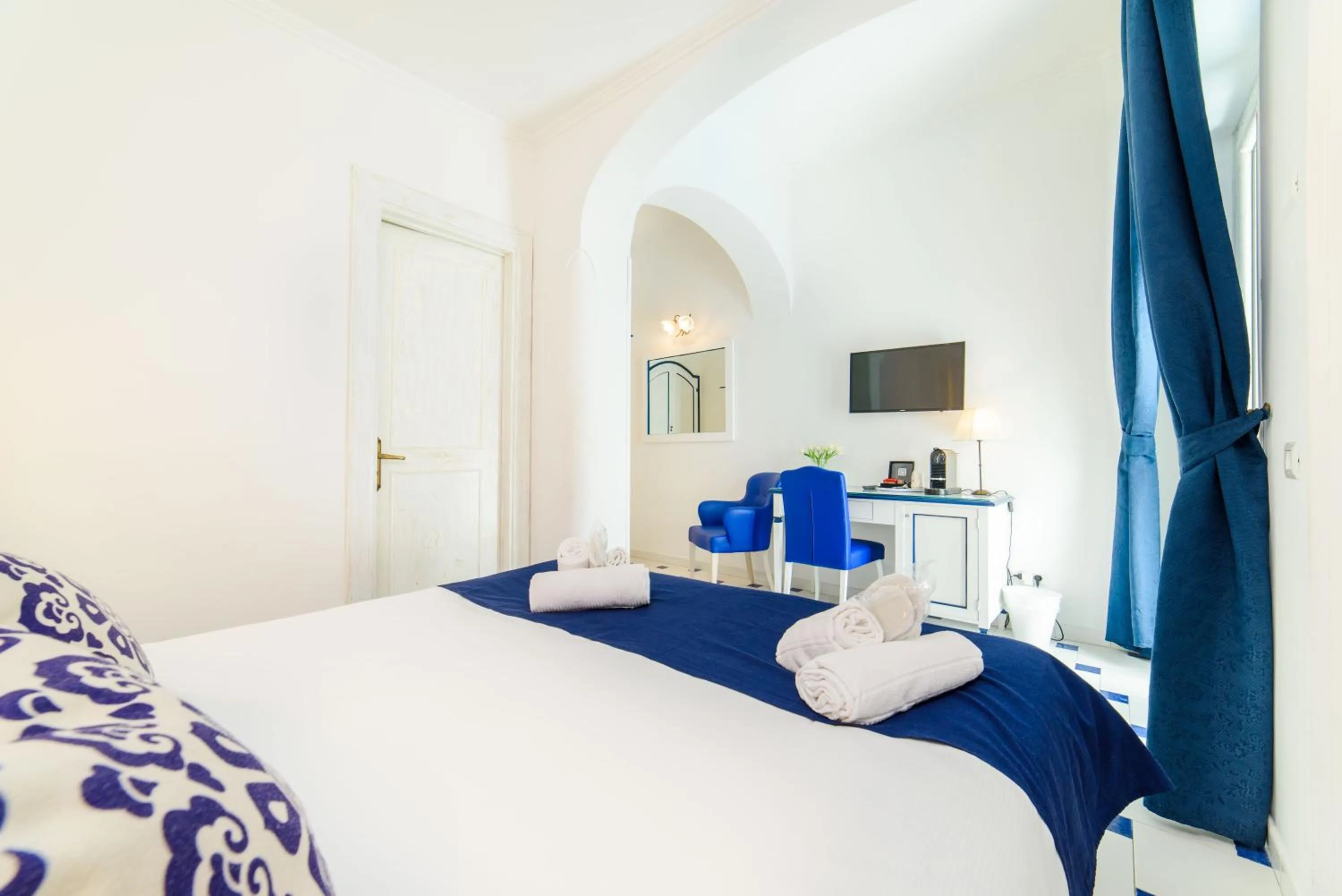 Bed in Hotel Il Nido