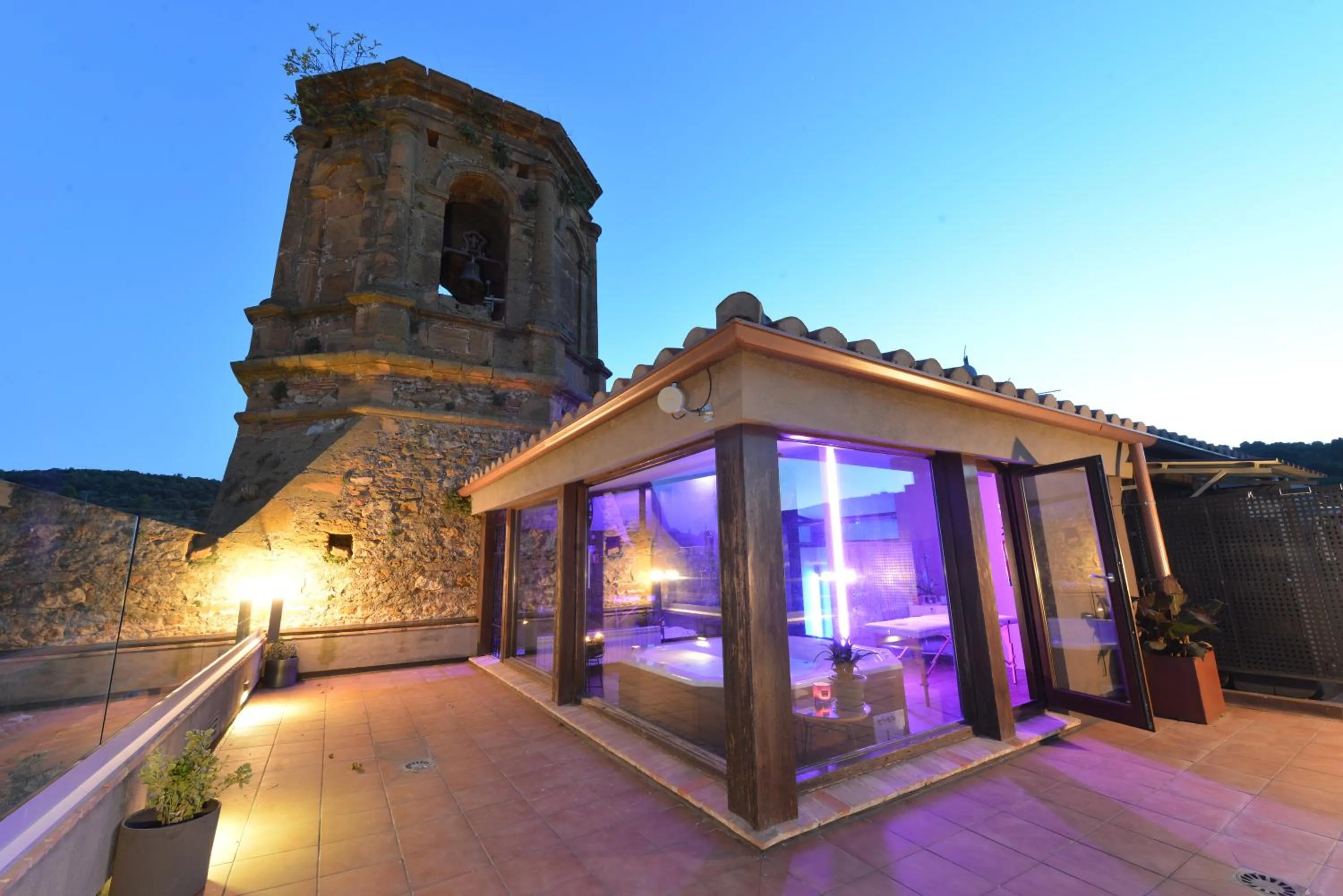 Hot Tub in Hotel Boutique Abadia del Maestrat