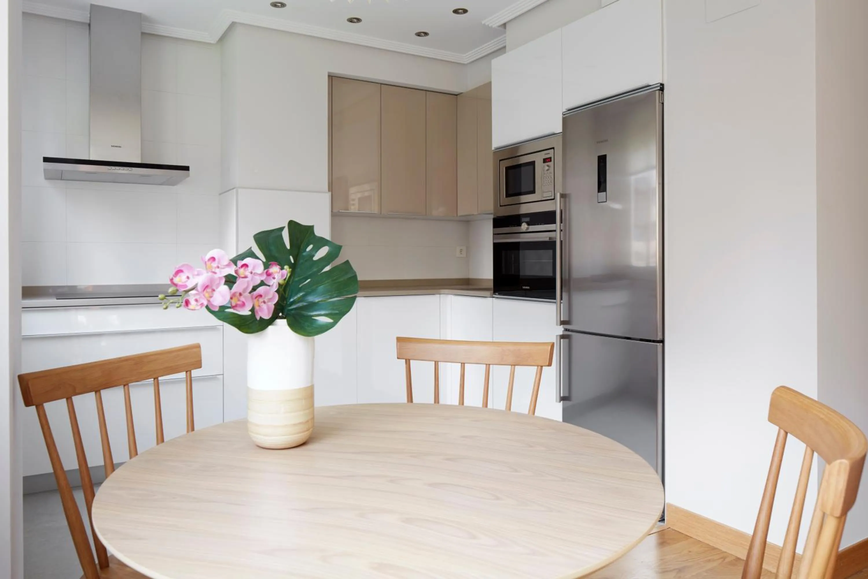 Kitchen or kitchenette in Mundaiz by FeelFree Rentals