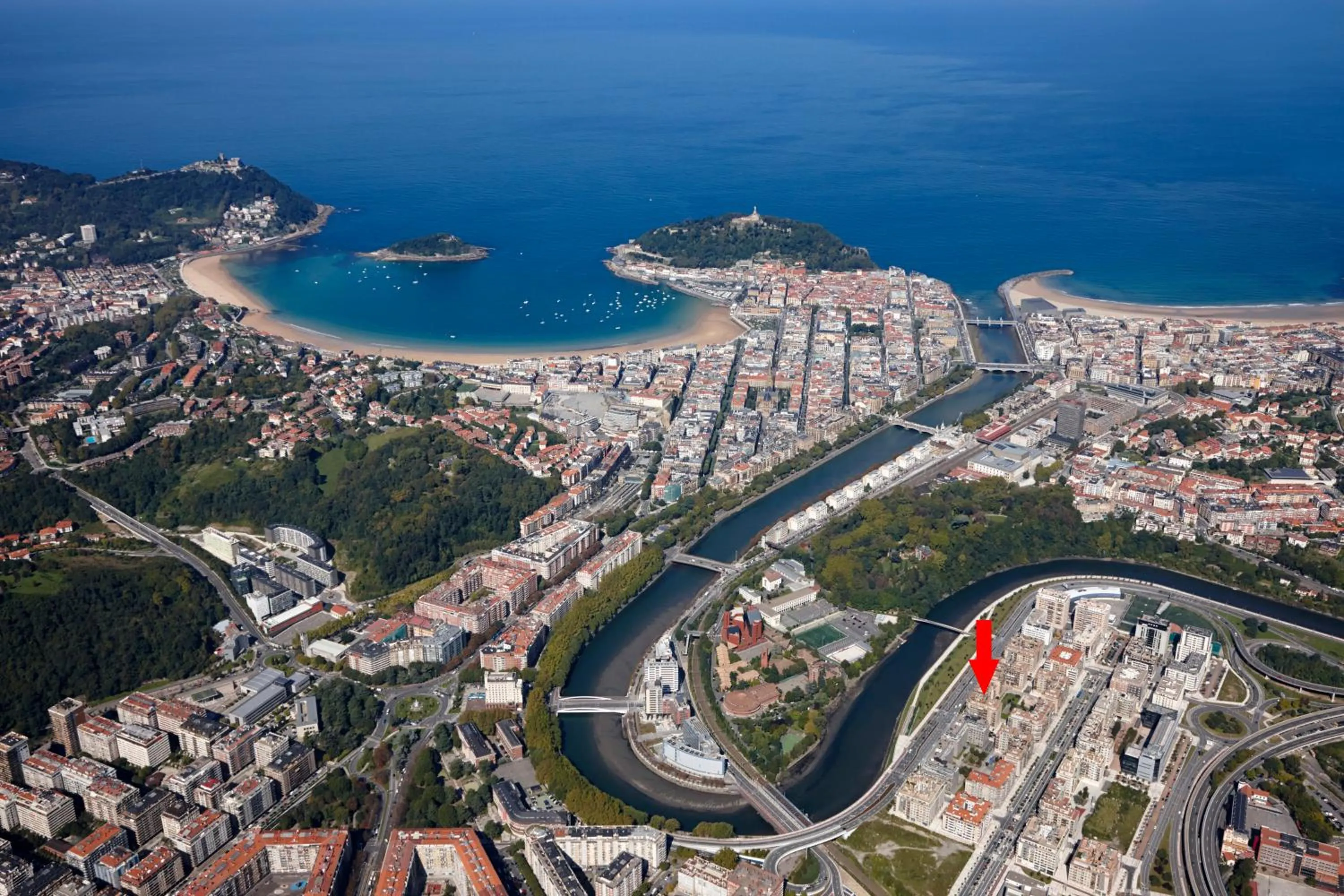 Bird's eye view in Mundaiz by FeelFree Rentals