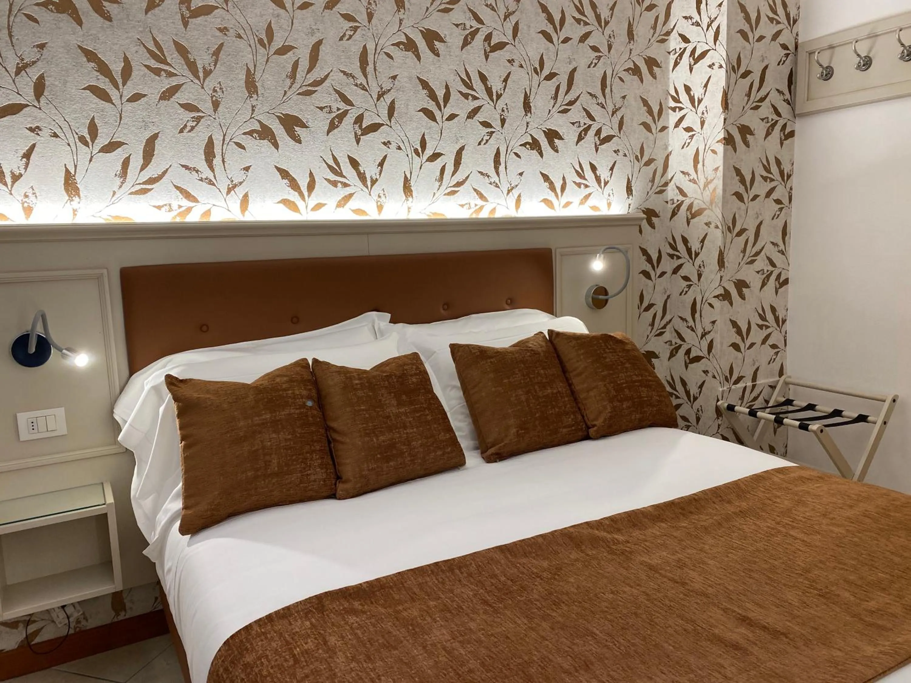 Bed in San Lio Tourist House