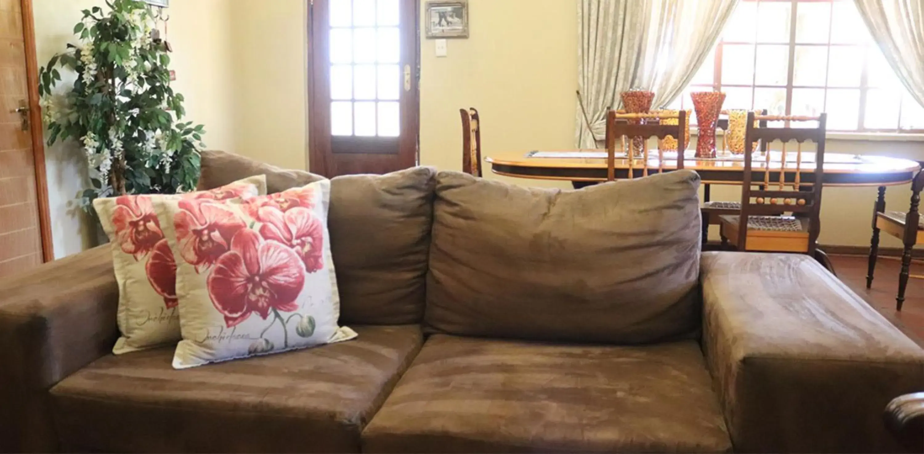 Deluxe Villa in De Stallen Guest Villas and Golf Course Deluxe Villa in De Stallen Guest Villas and Golf Course