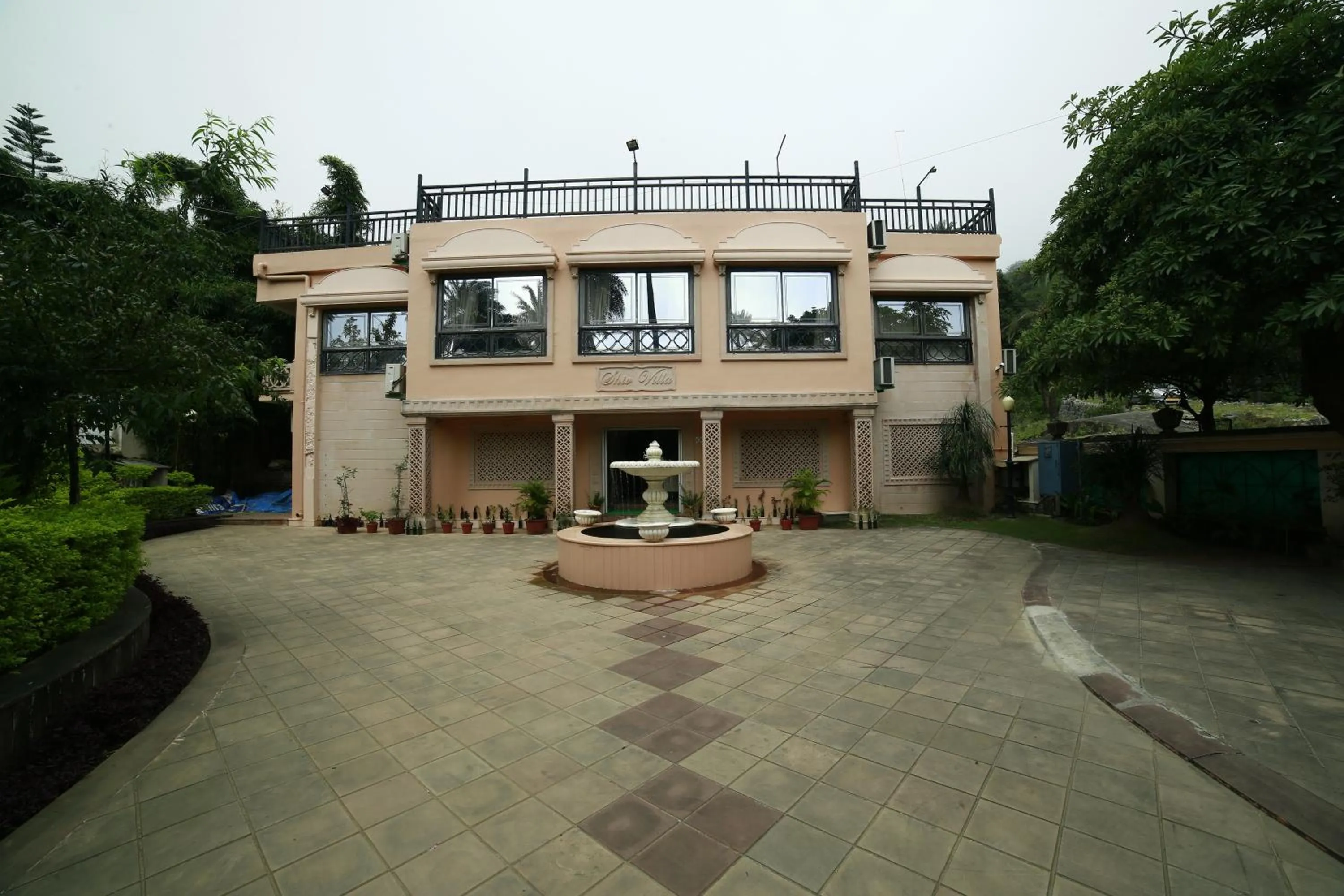 Property building in Hotel Shiv Villa