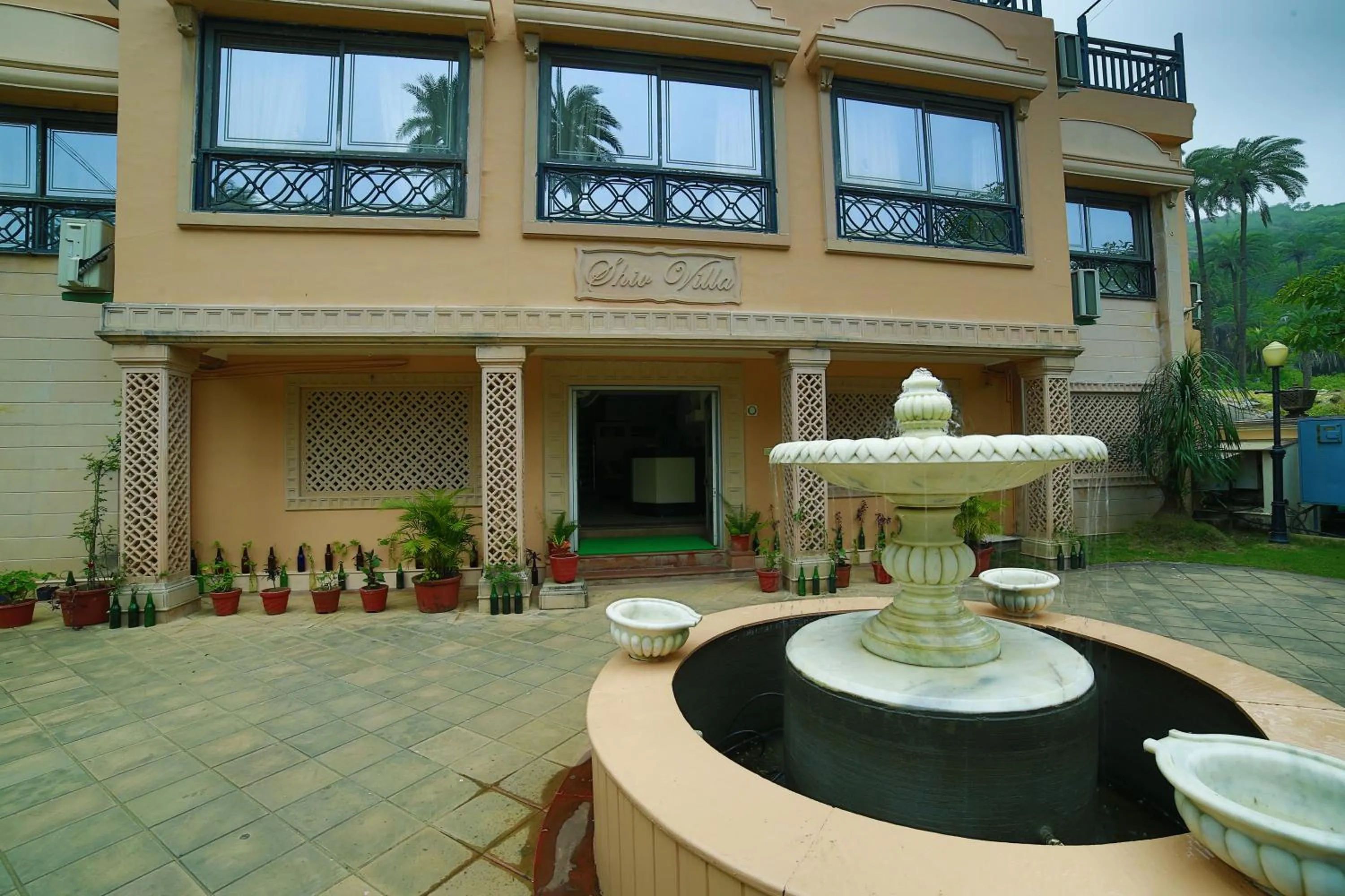 Patio in Hotel Shiv Villa