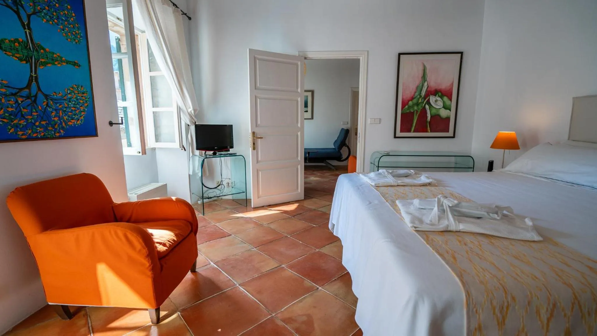 Photo of the whole room, Bed in Hotel Can Verdera