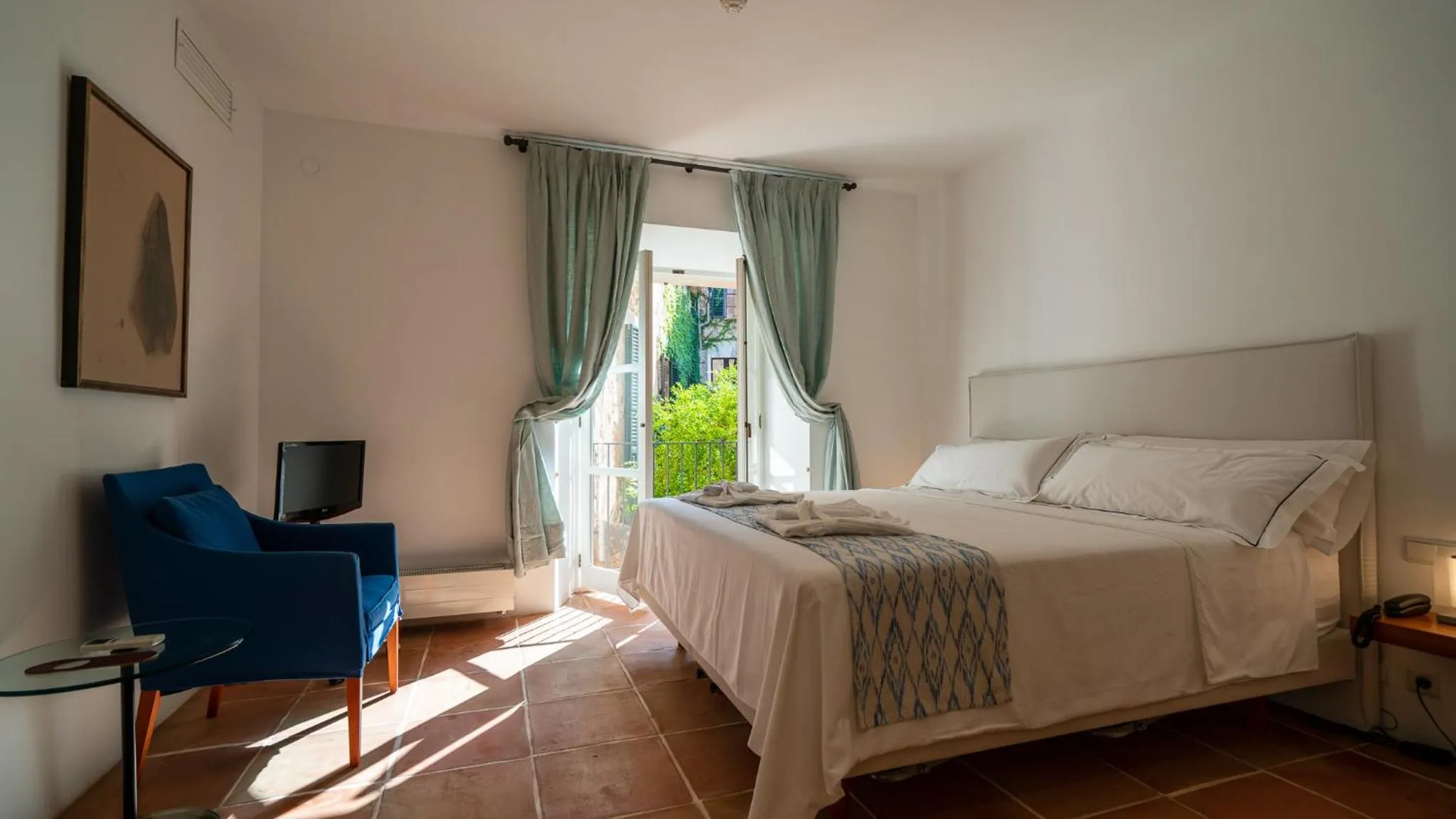 Bed in Hotel Can Verdera