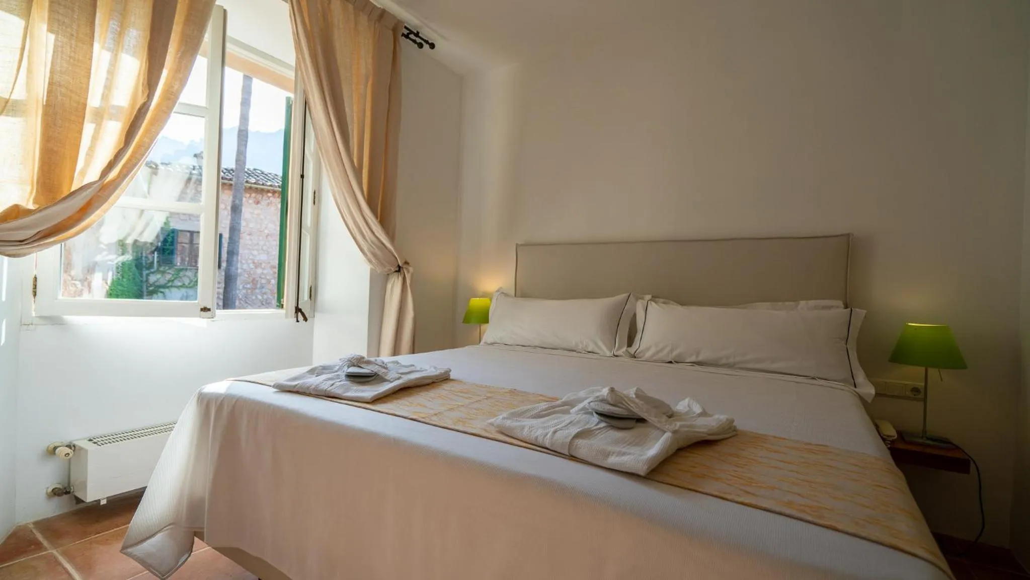 Bed in Hotel Can Verdera