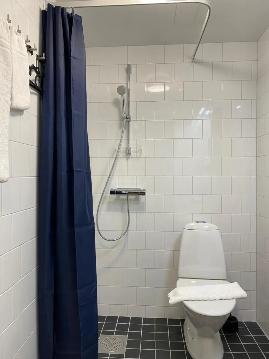 Shower in Magnolia House Sollentuna