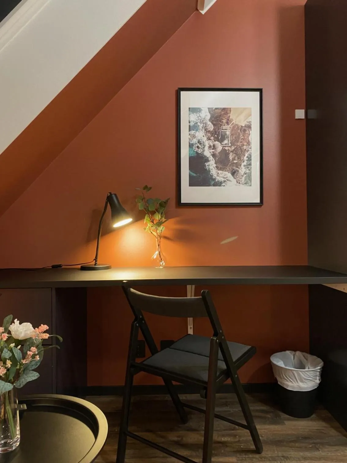 Photo of the whole room in Magnolia House Sollentuna