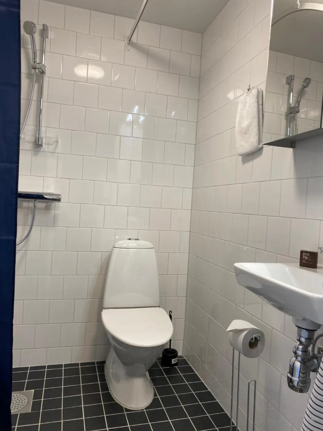 Shower in Magnolia House Sollentuna