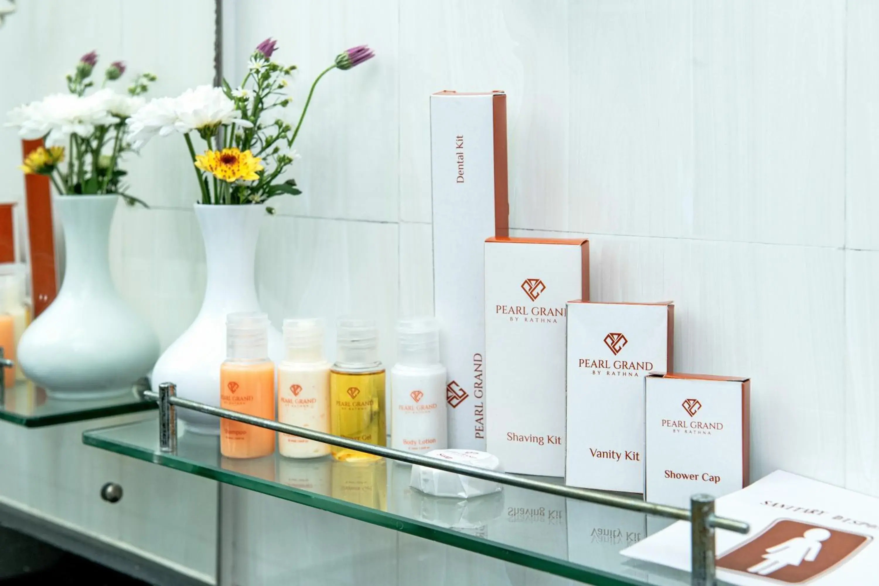 Bathroom in Pearl Grand By Rathna Bathroom in Pearl Grand By Rathna